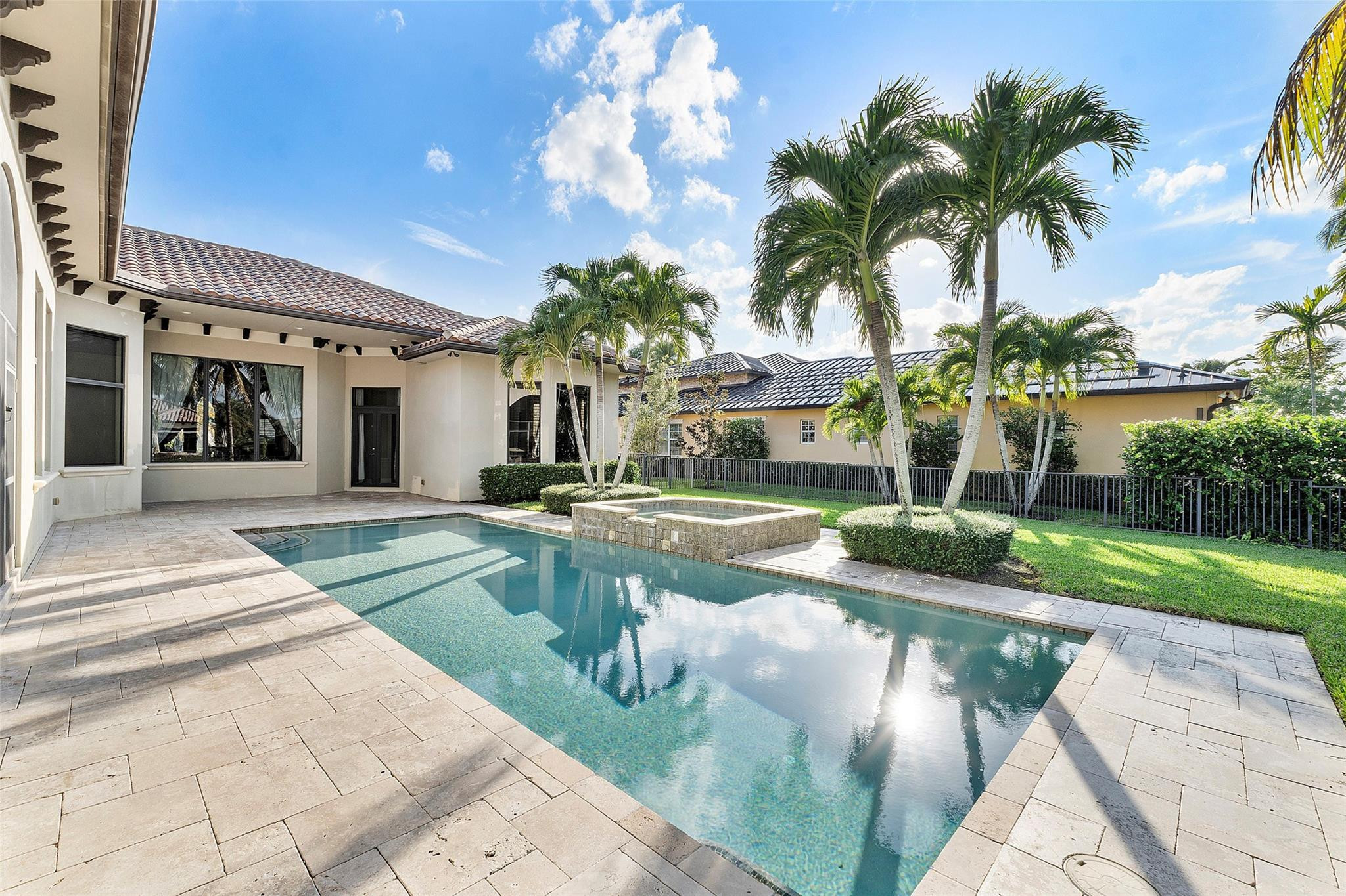 12233 NW 68th Court