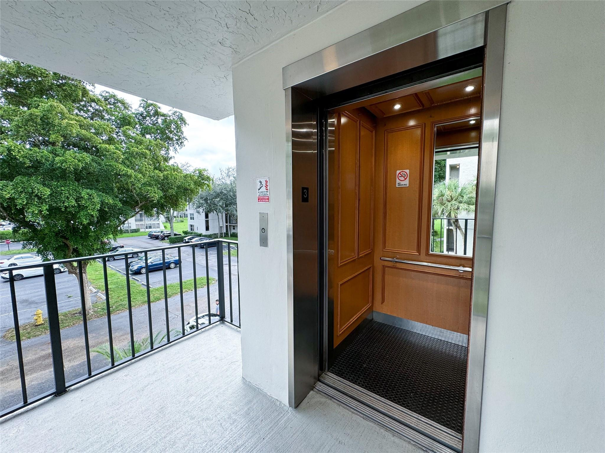 9450 Poinciana Place 311