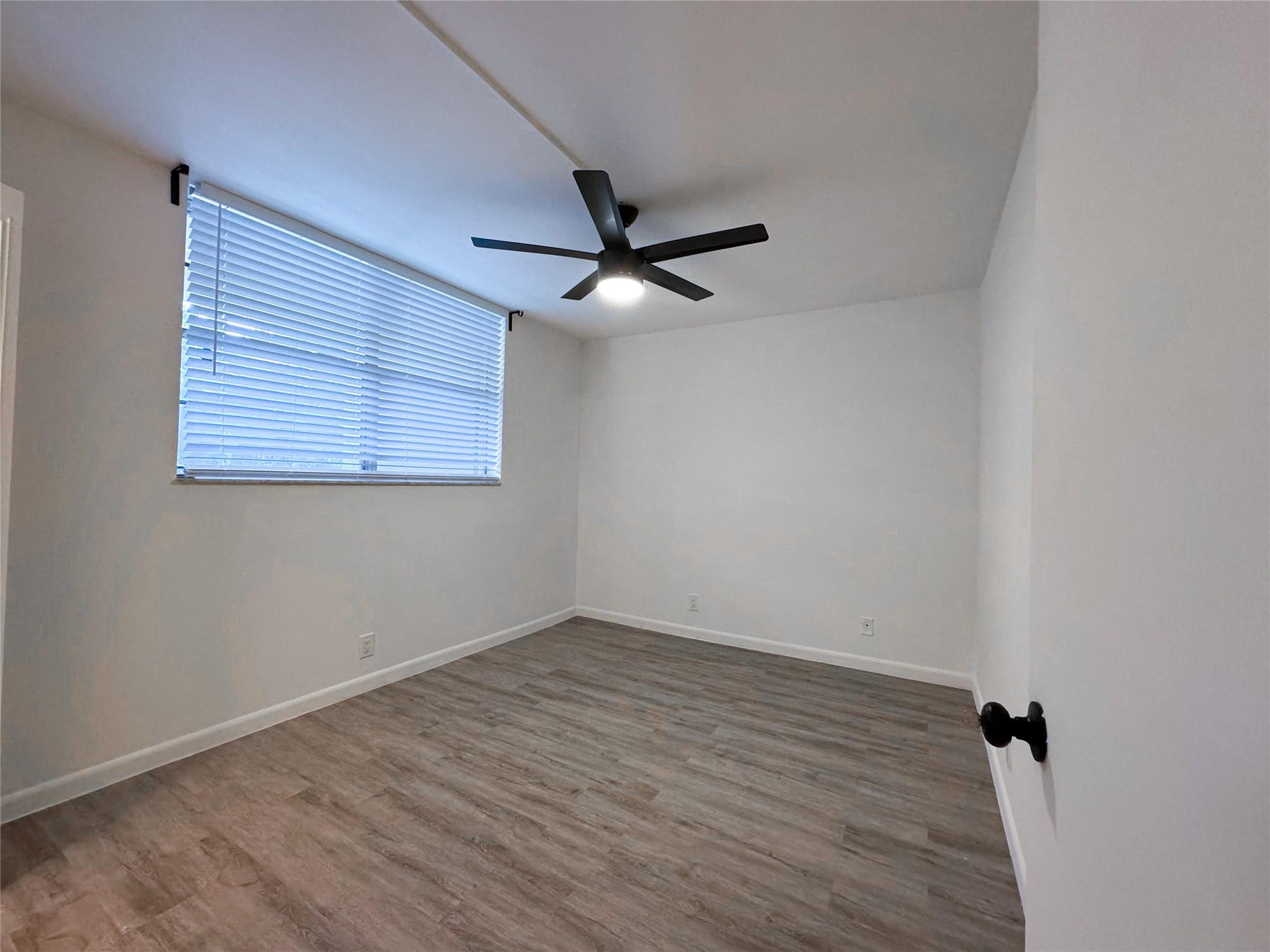 9450 Poinciana Place 311