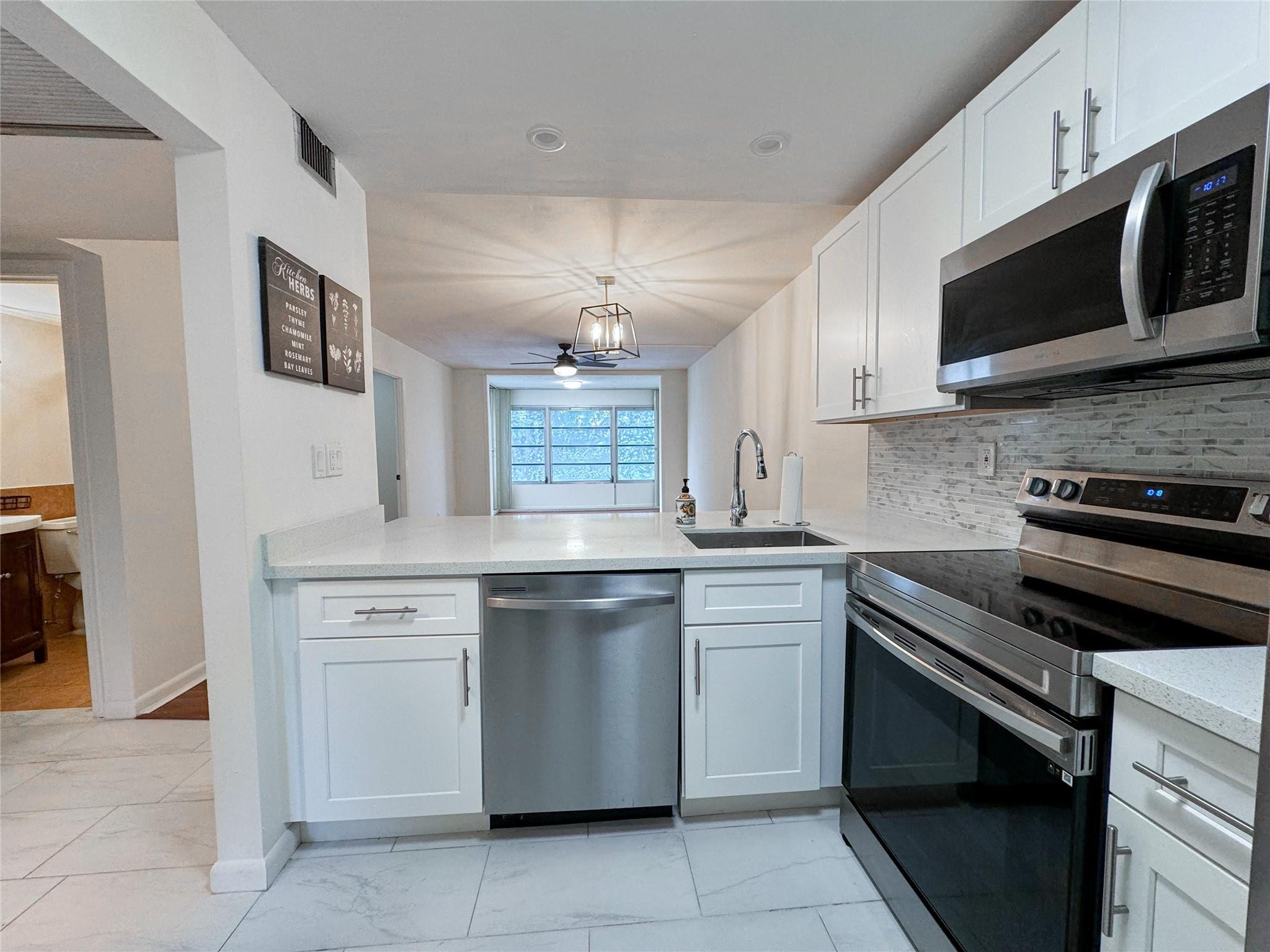 9450 Poinciana Place 311