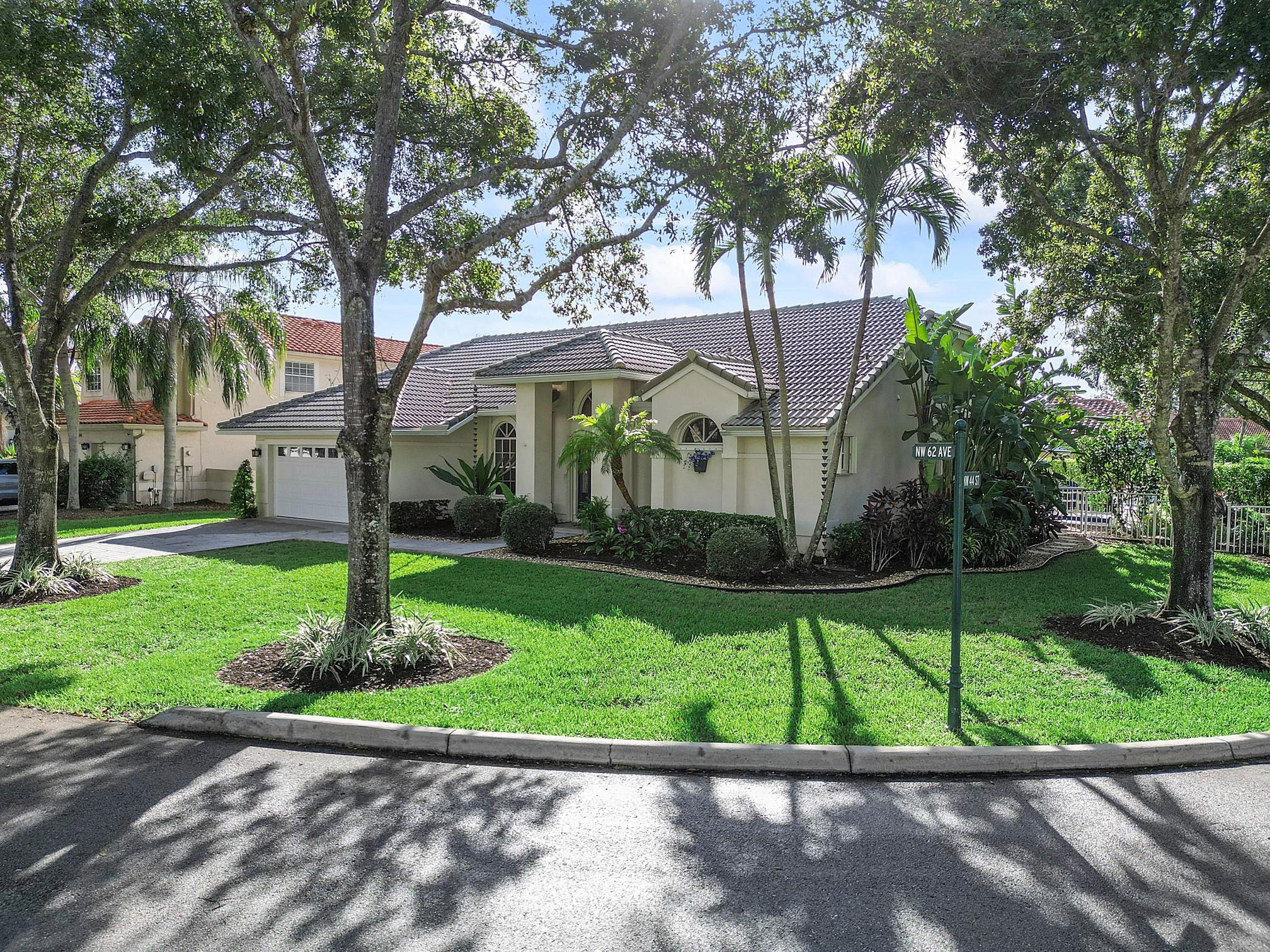 4366 NW 62nd Avenue