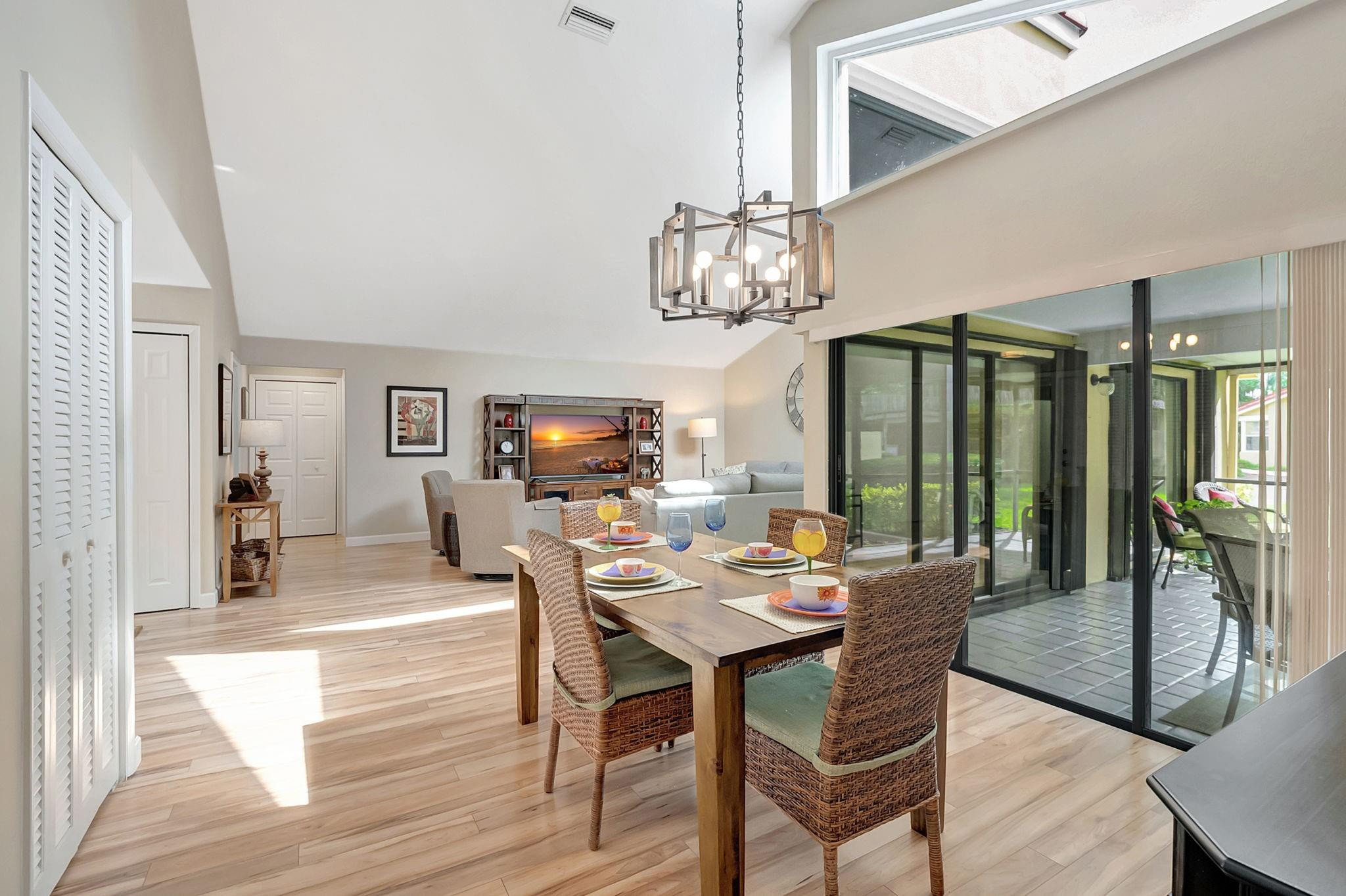 2706 Deer Creek Kelly Brooke Lane