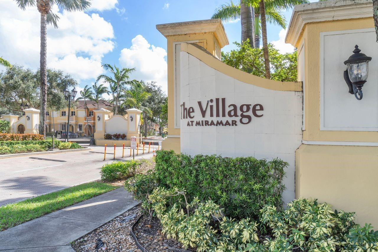 9072 SW 19th Street 9072