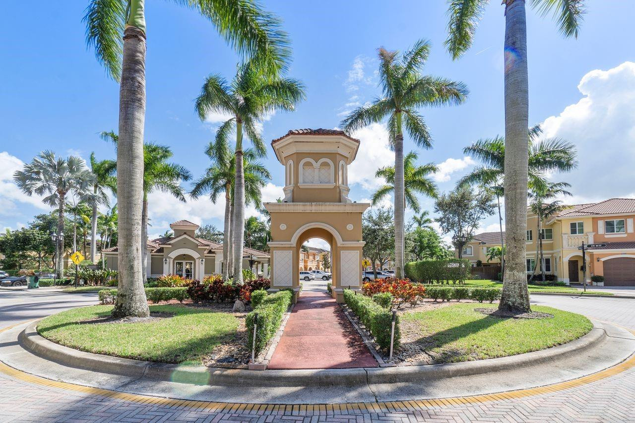 9072 SW 19th Street 9072