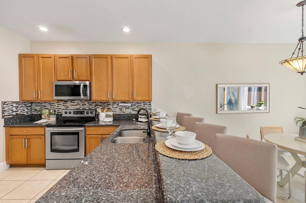 9072 SW 19th Street 9072