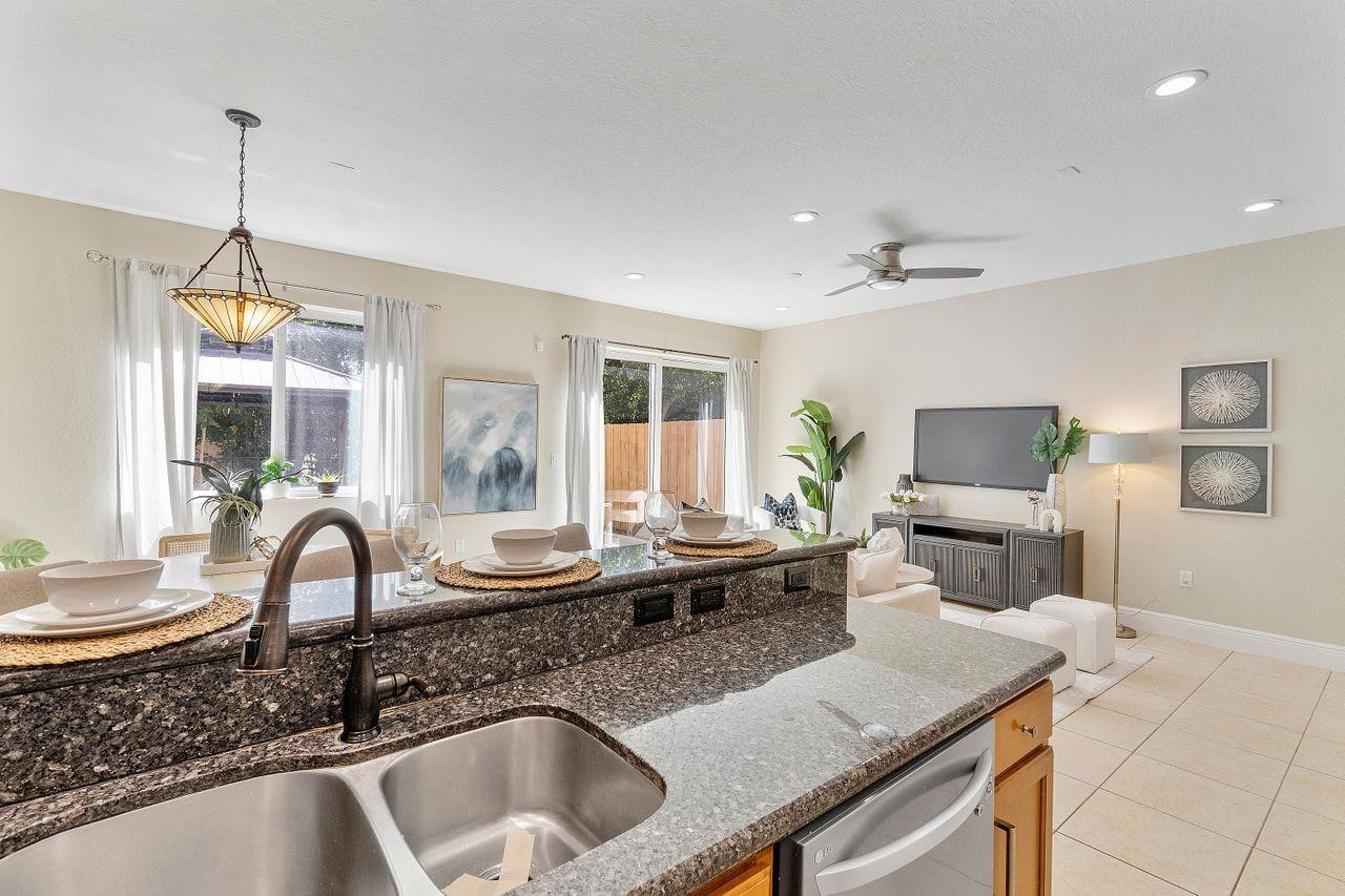 9072 SW 19th Street 9072
