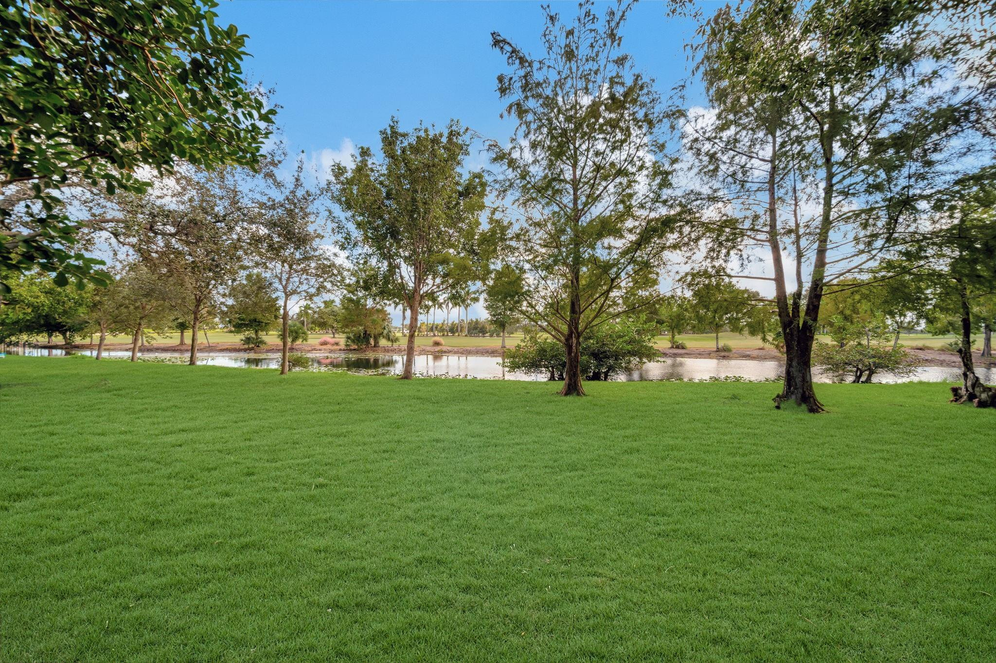 13202 NW 7th Place 13202
