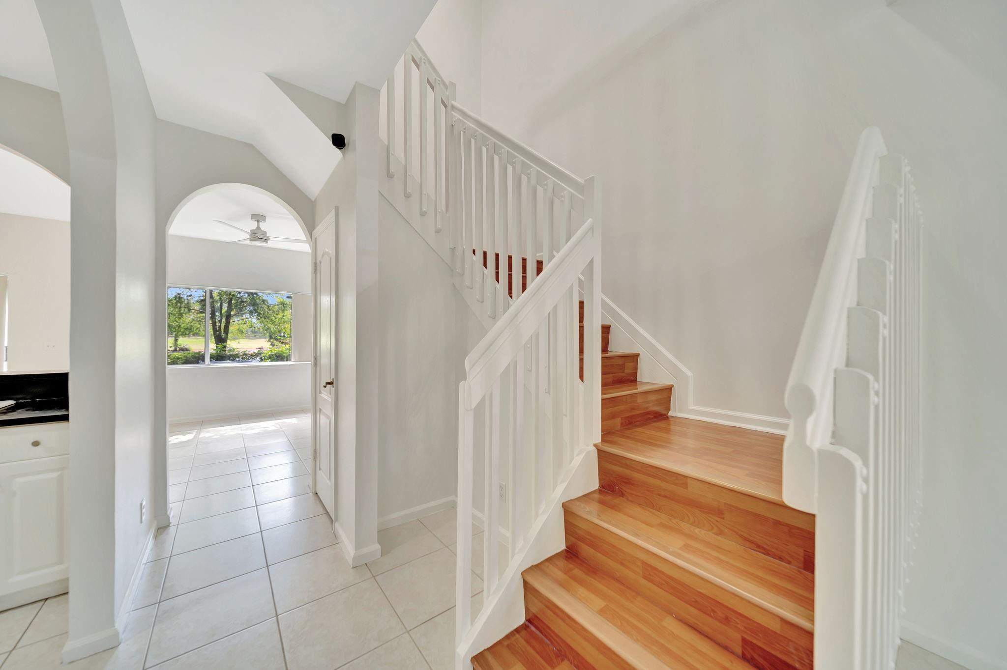 13202 NW 7th Place 13202