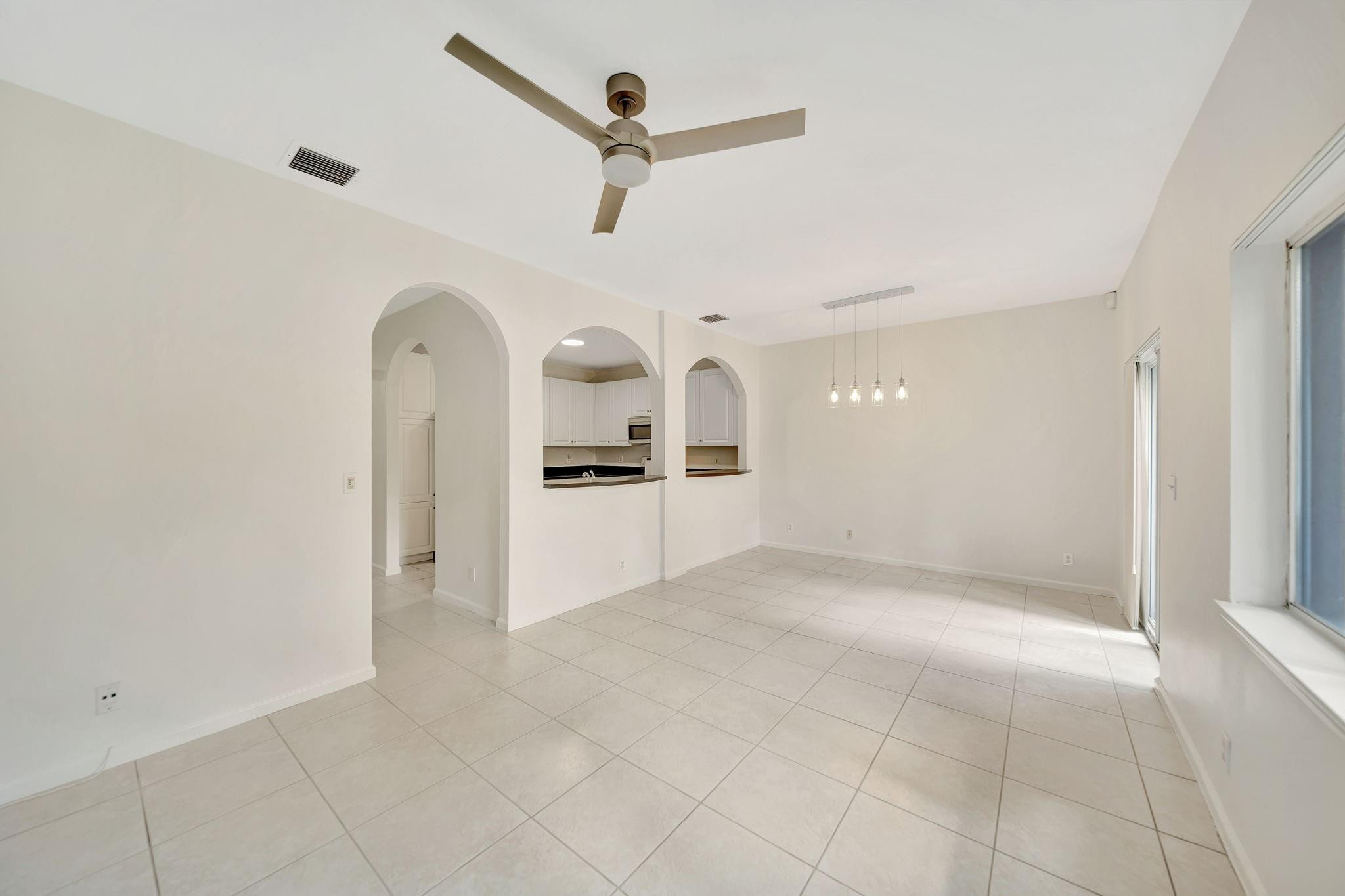 13202 NW 7th Place 13202