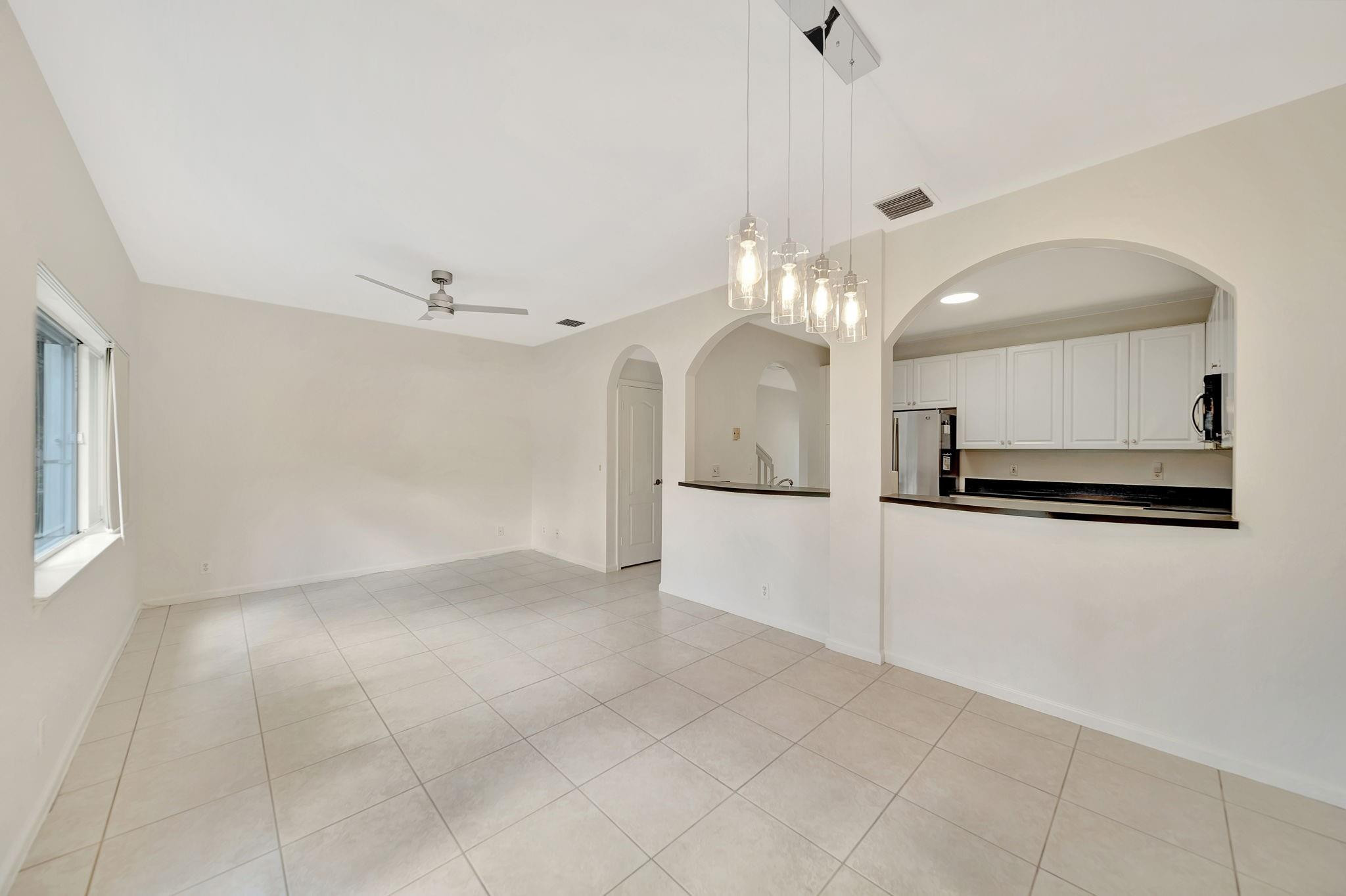 13202 NW 7th Place 13202