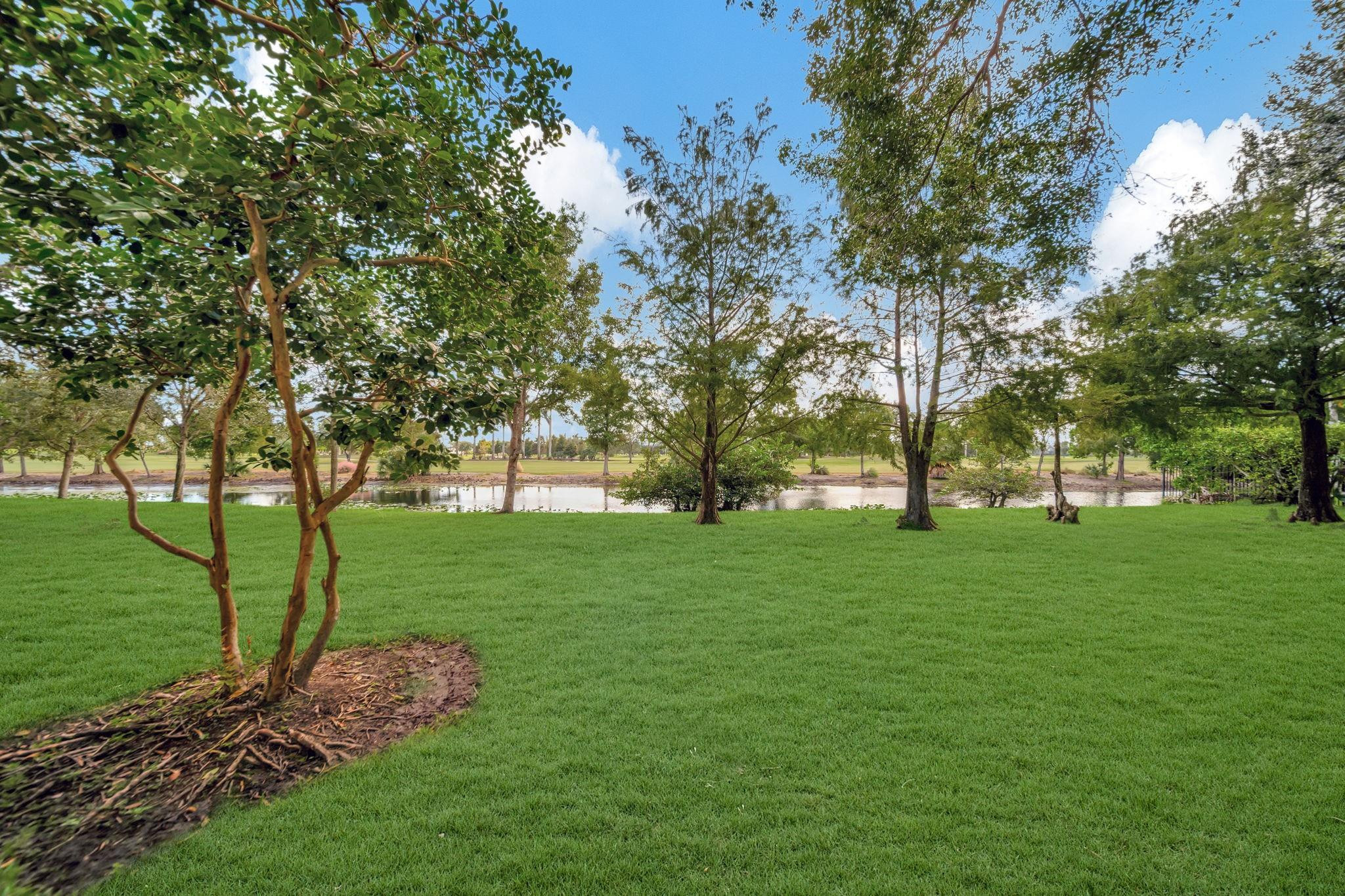13202 NW 7th Place 13202