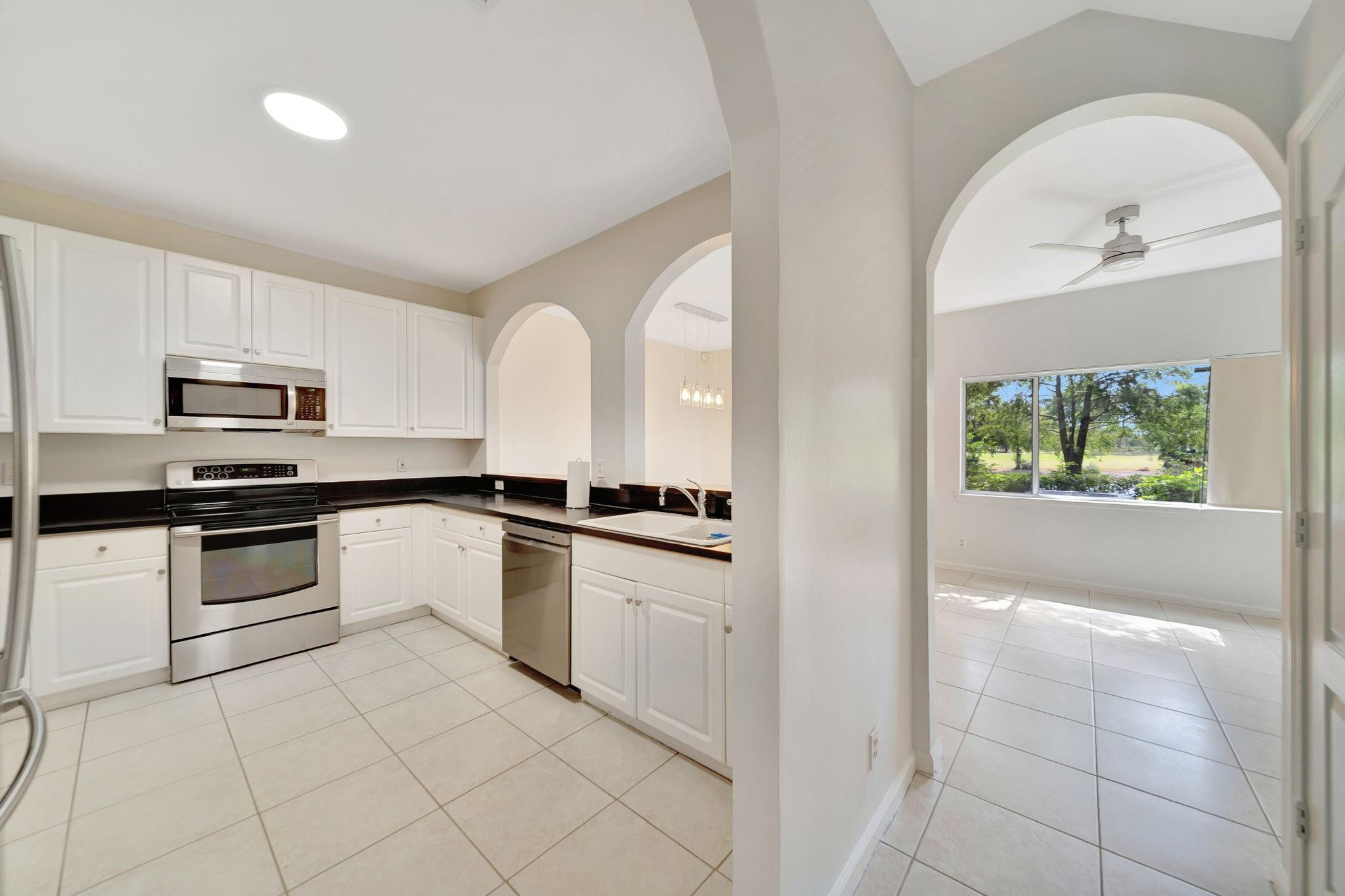 13202 NW 7th Place 13202