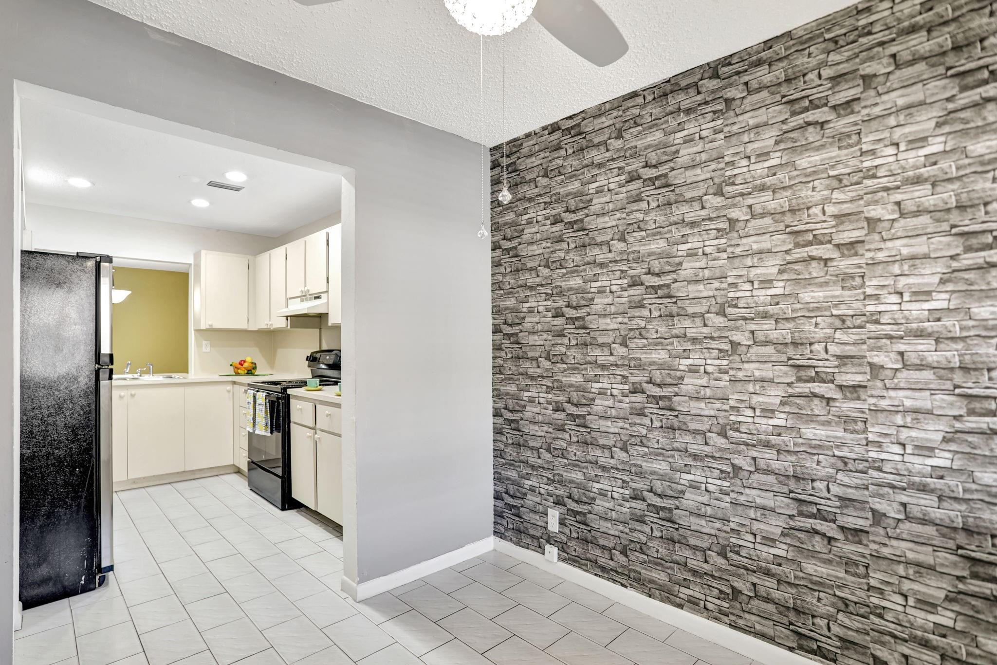 1615 Cypress Pointe Drive 1615