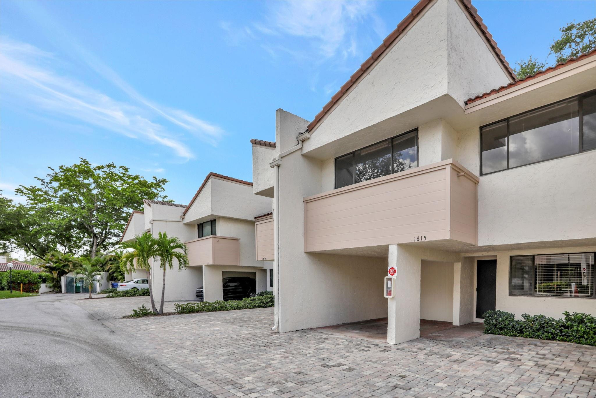 1615 Cypress Pointe Drive 1615