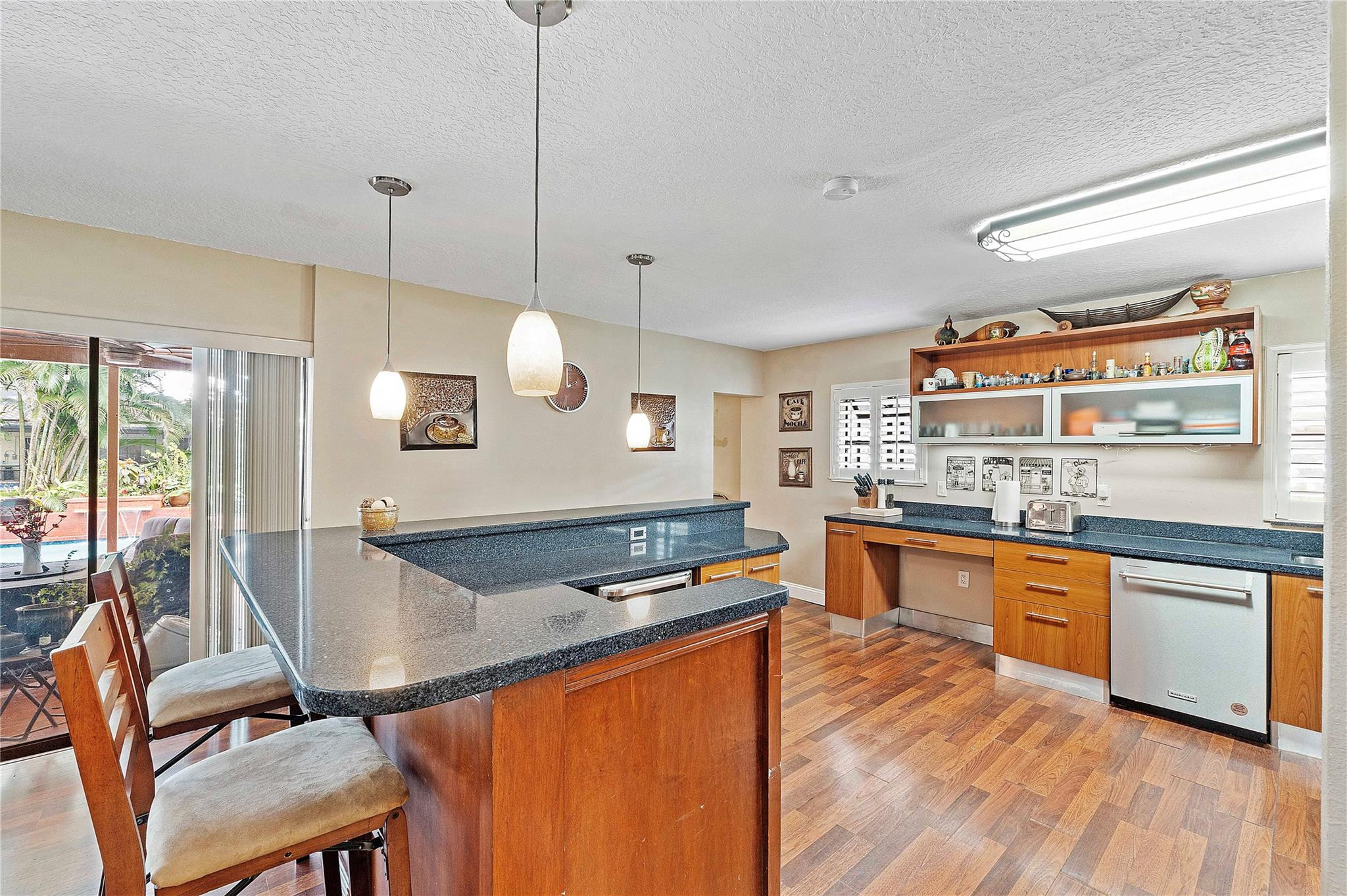 10162 NW 16th Court