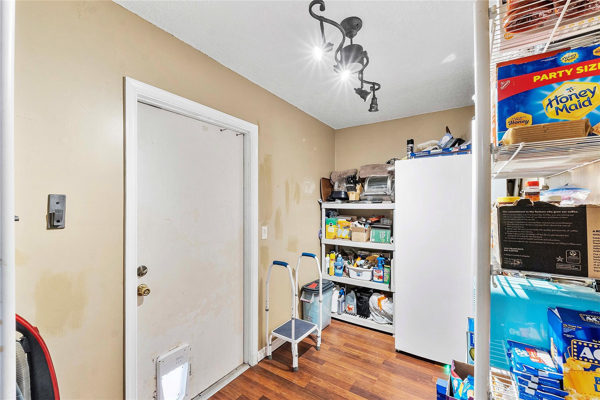 10162 NW 16th Court