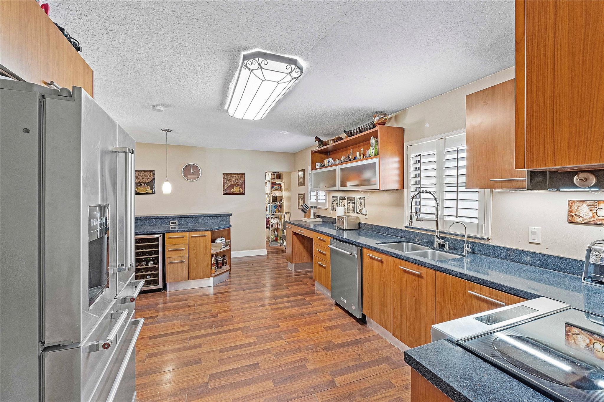 10162 NW 16th Court