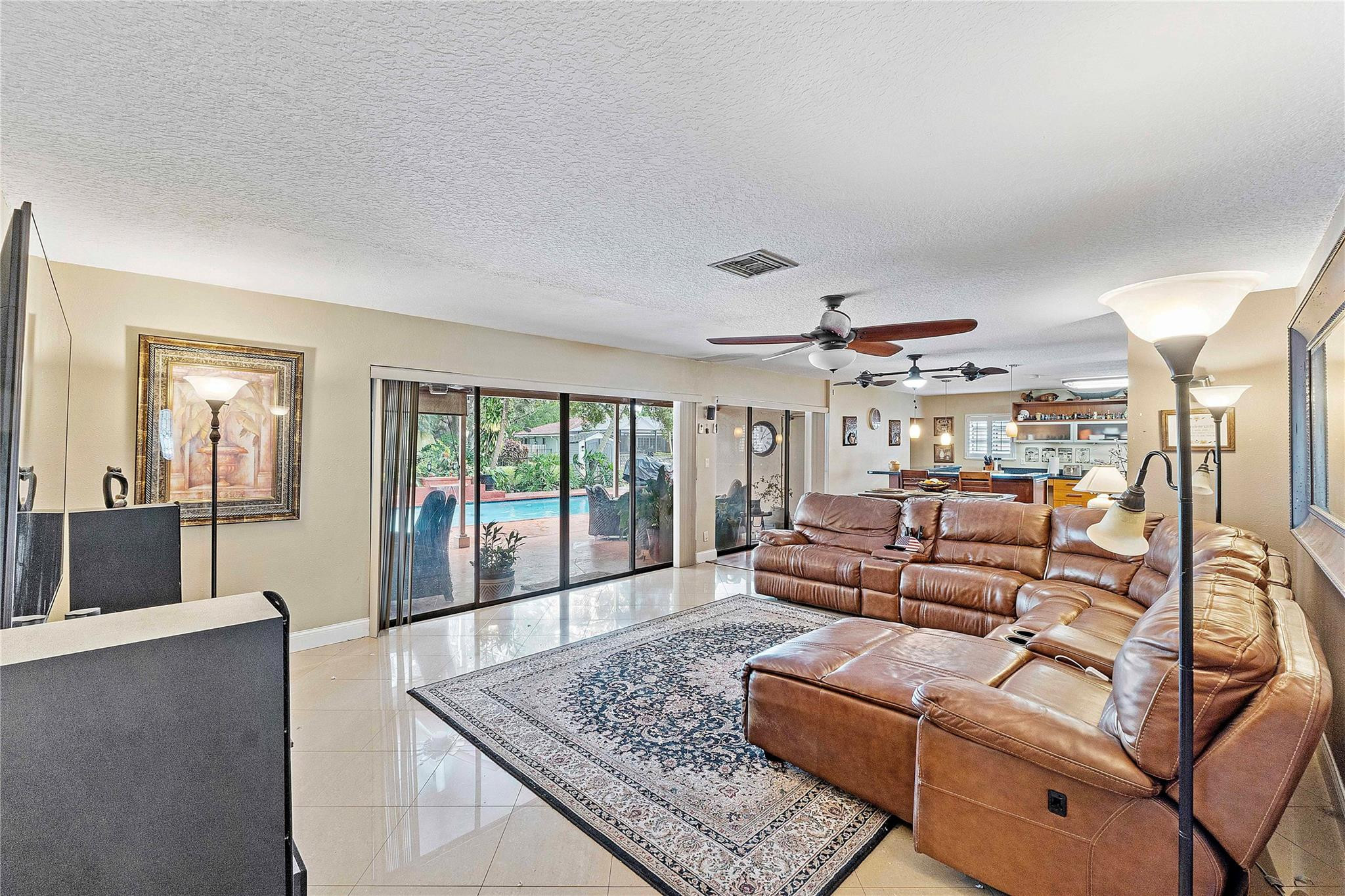 10162 NW 16th Court