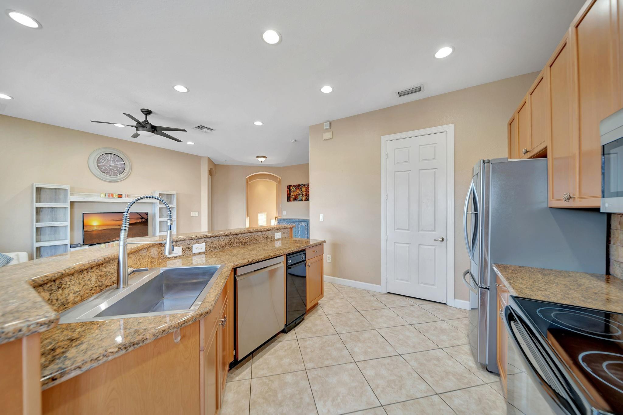 8204 NW 128th Lane 8204