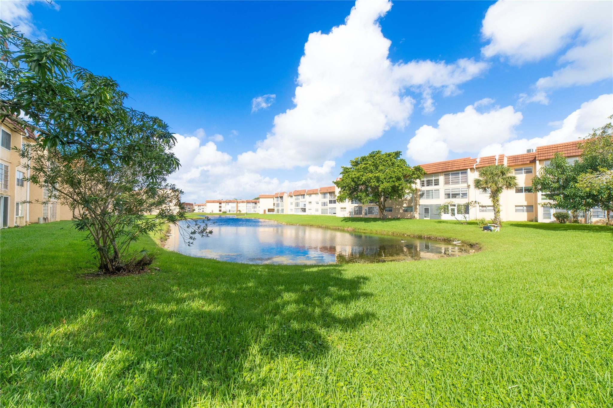 8891 Sunrise Lakes Boulevard Unit: 311