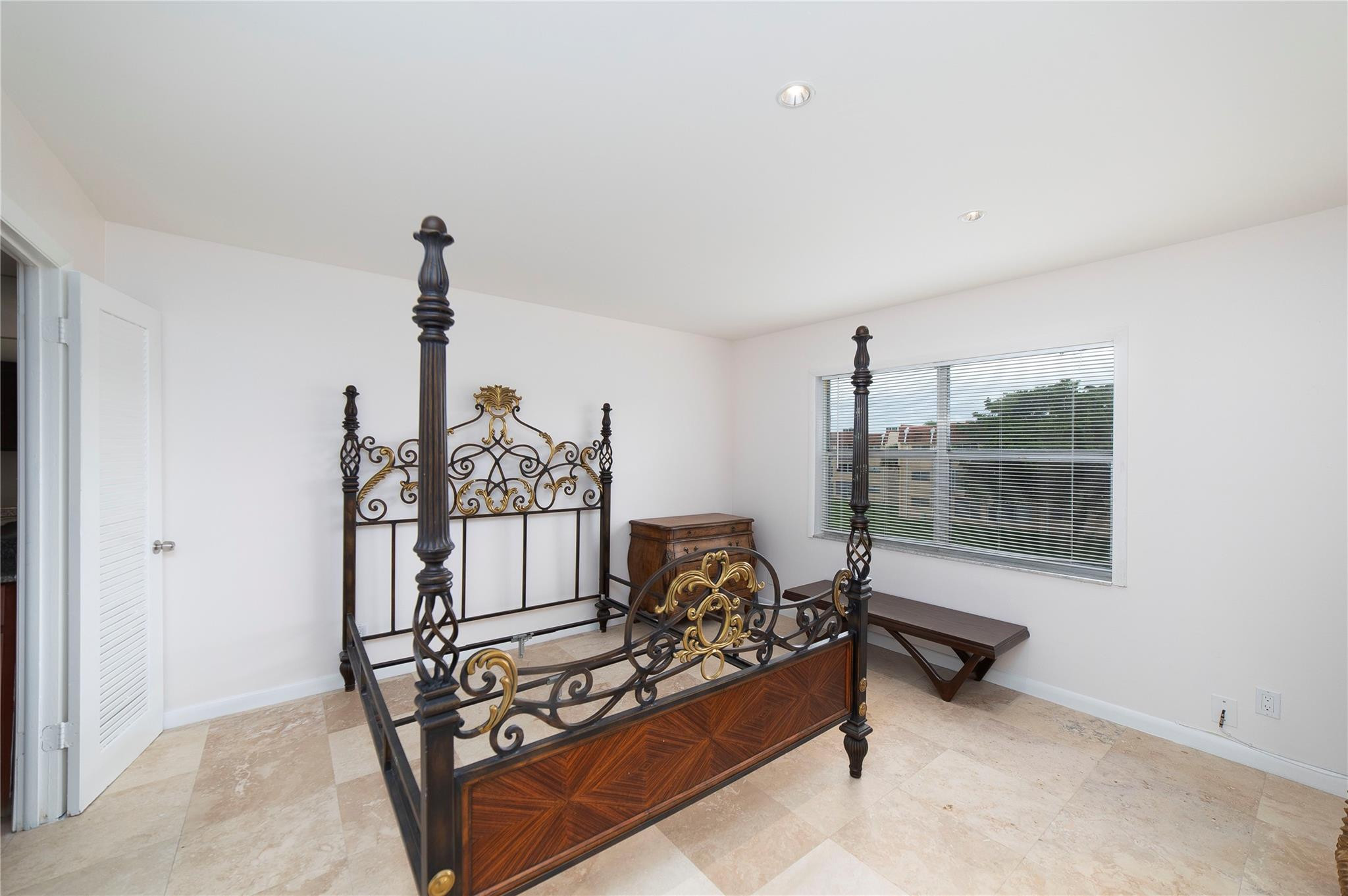 8891 Sunrise Lakes Boulevard Unit: 311