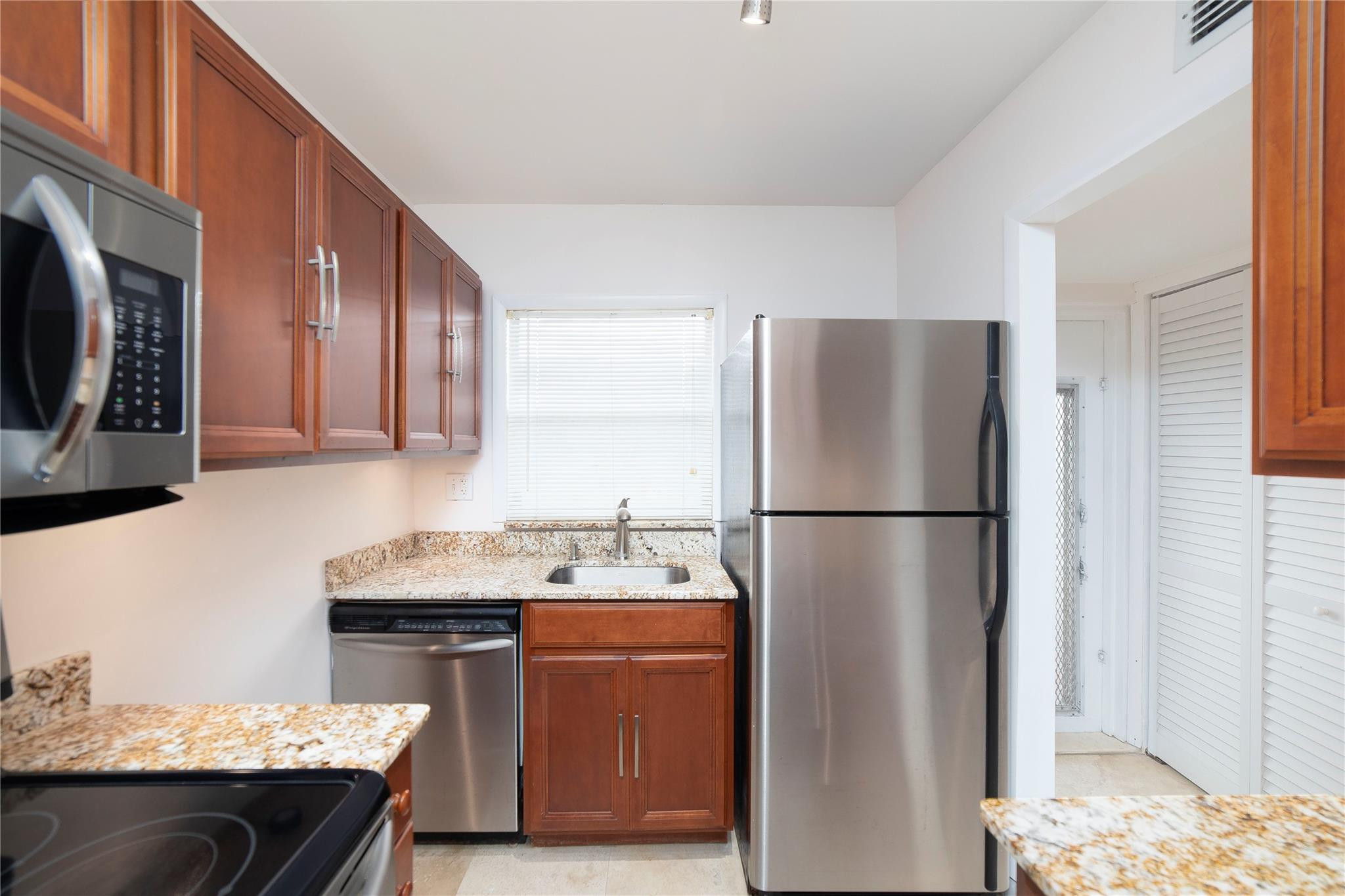 8891 Sunrise Lakes Boulevard Unit: 311