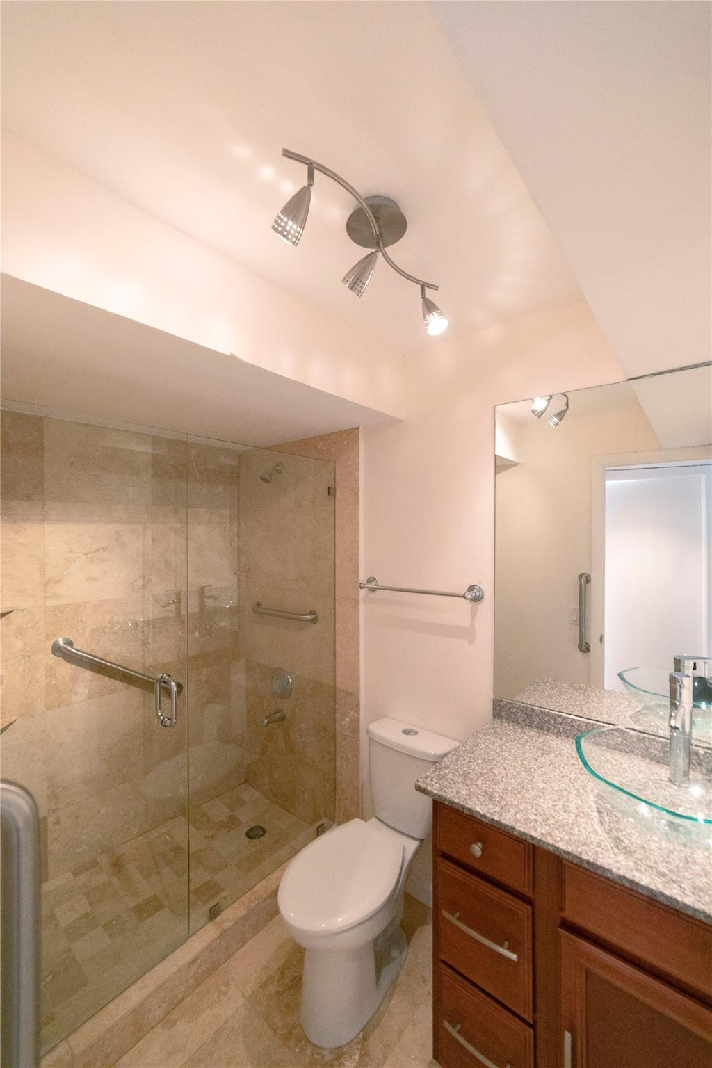 8891 Sunrise Lakes Boulevard Unit: 311