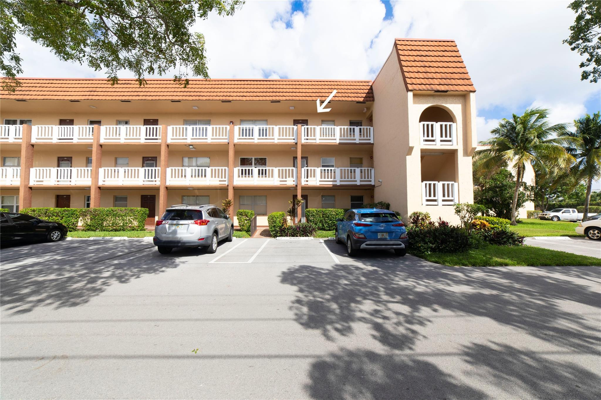 8891 Sunrise Lakes Boulevard Unit: 311