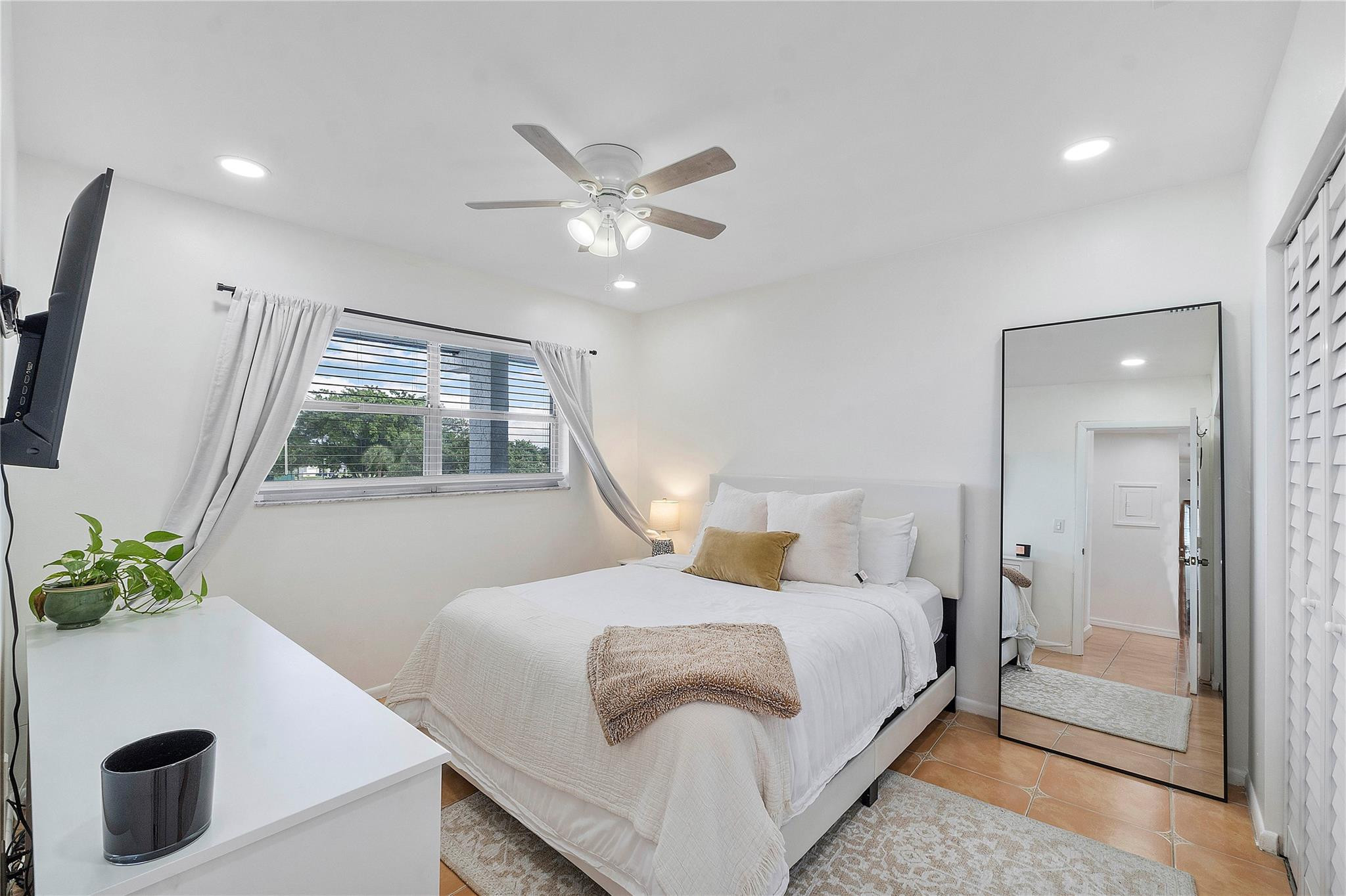6600 Royal Palm Boulevard 315B