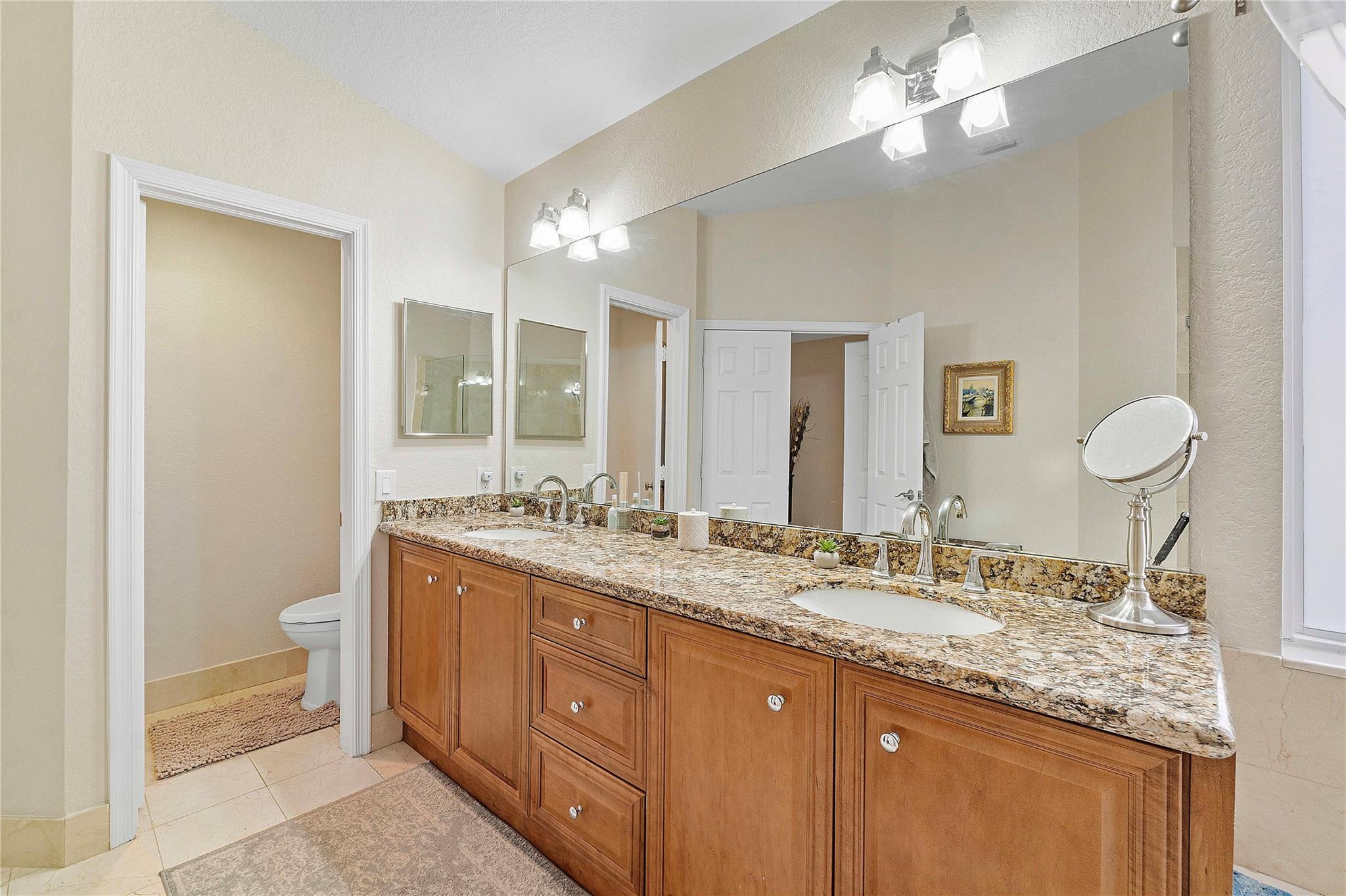 833 Verona Lake Drive