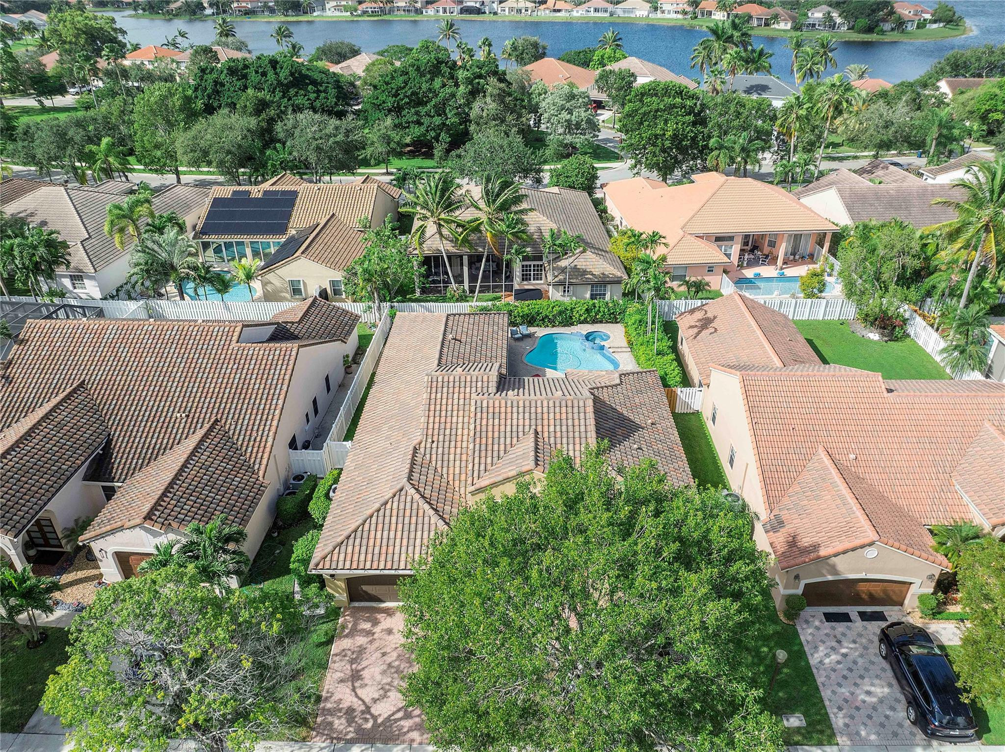 833 Verona Lake Drive