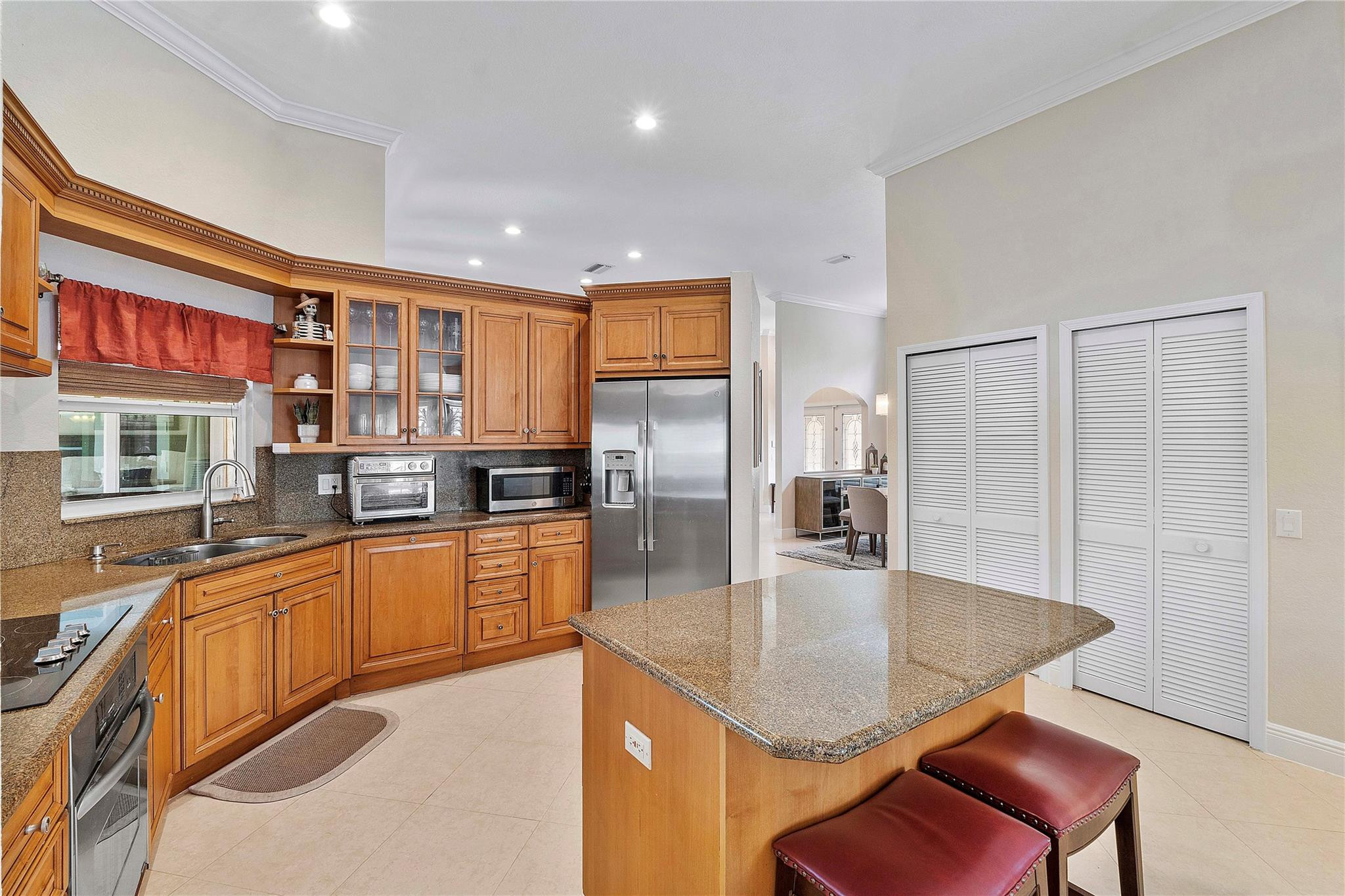 833 Verona Lake Drive