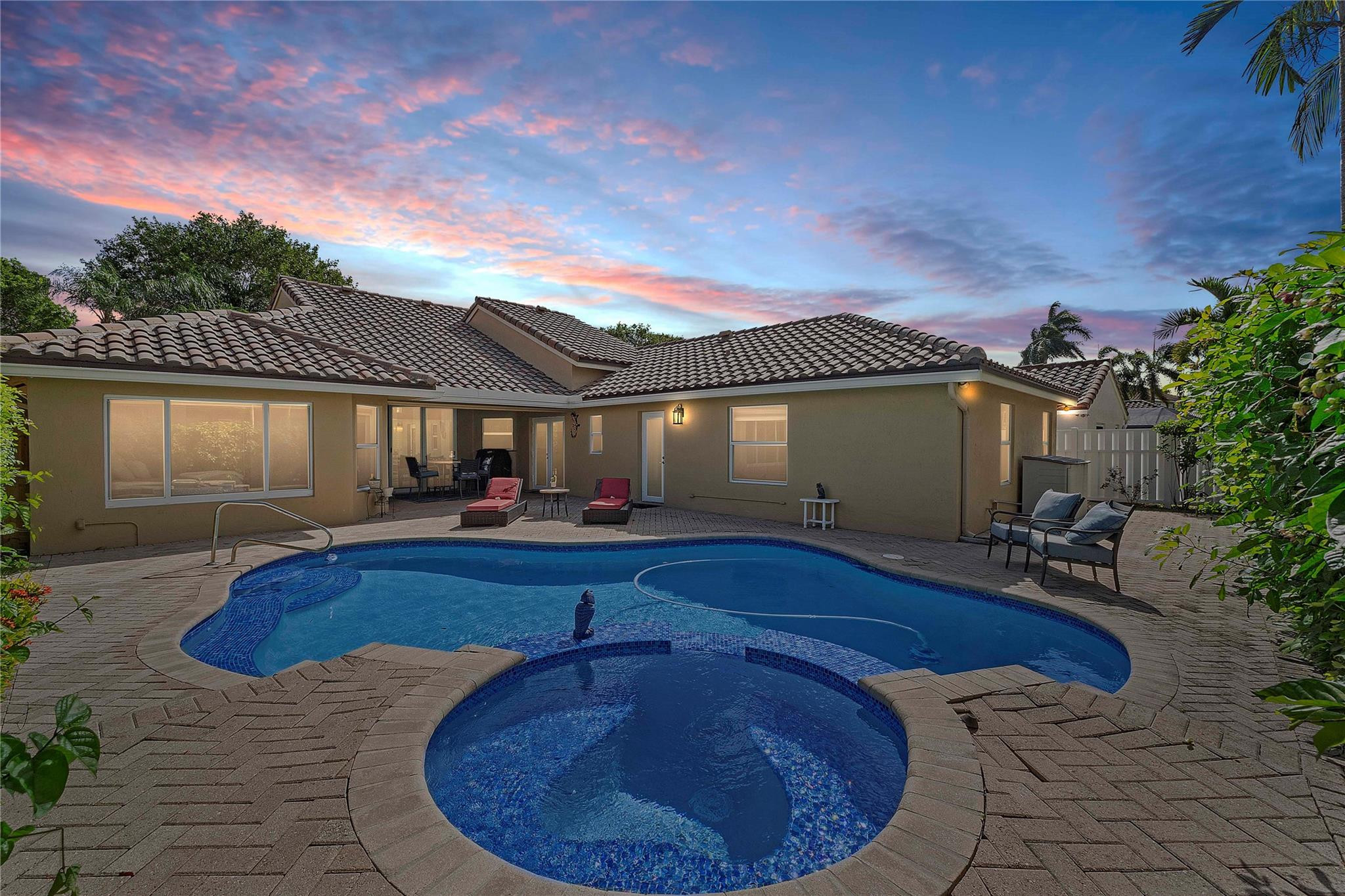 833 Verona Lake Drive