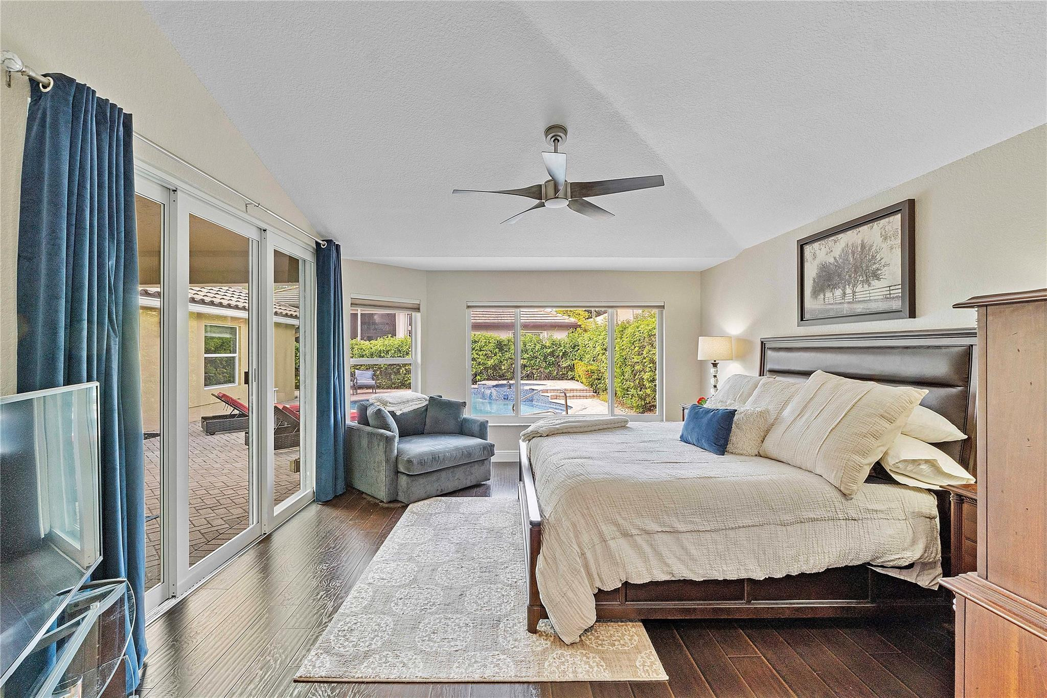 833 Verona Lake Drive