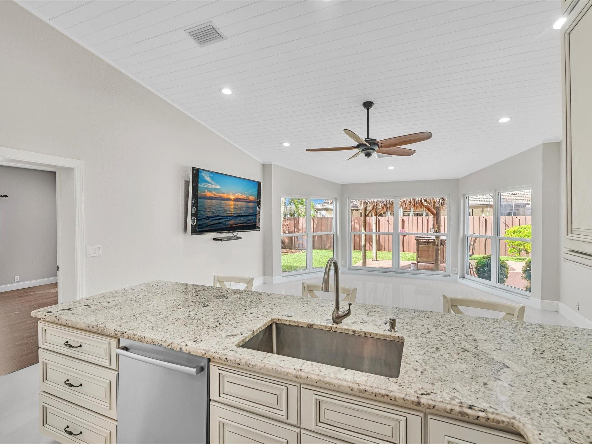 386 NW 111th Avenue