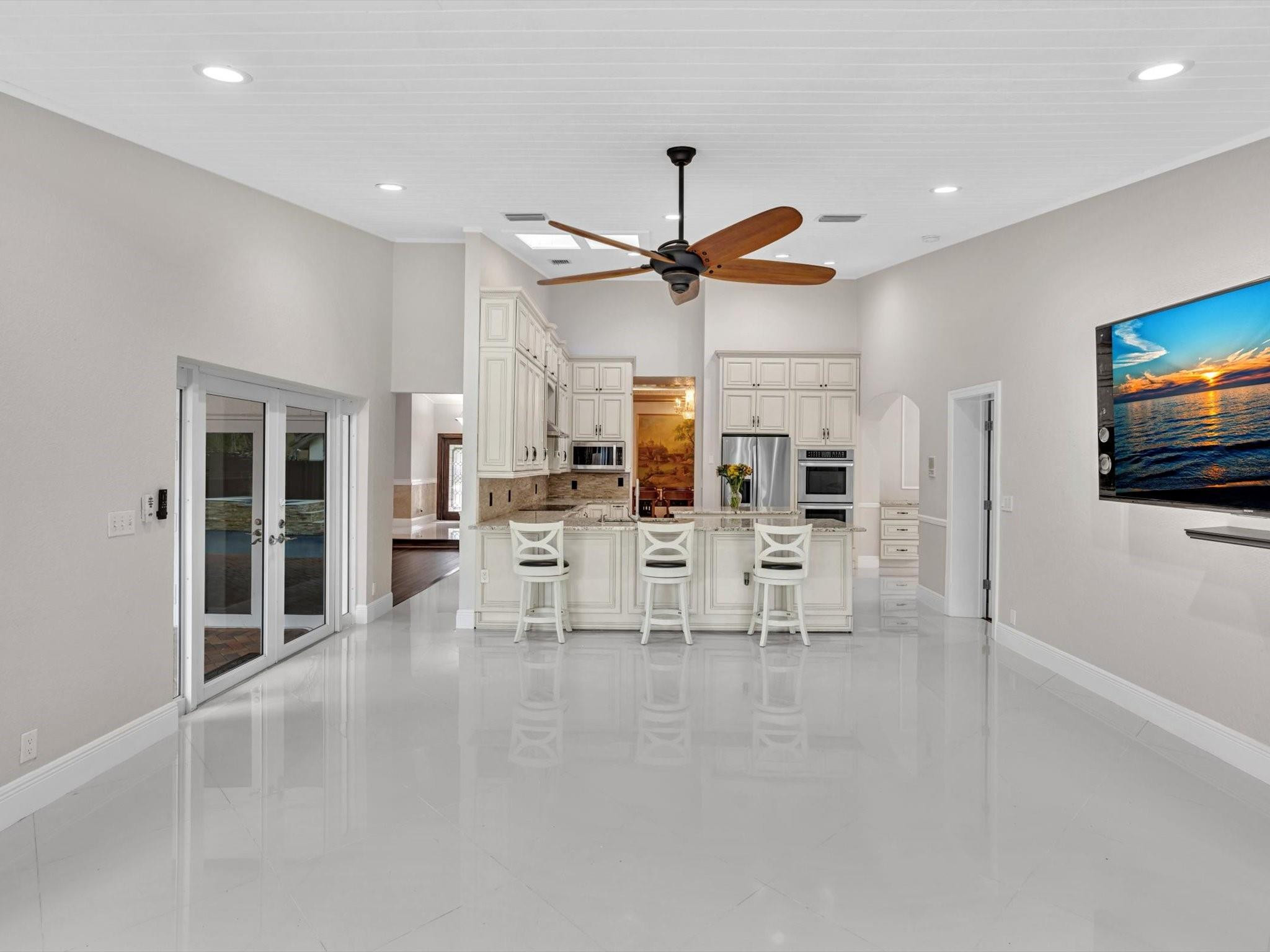 386 NW 111th Avenue