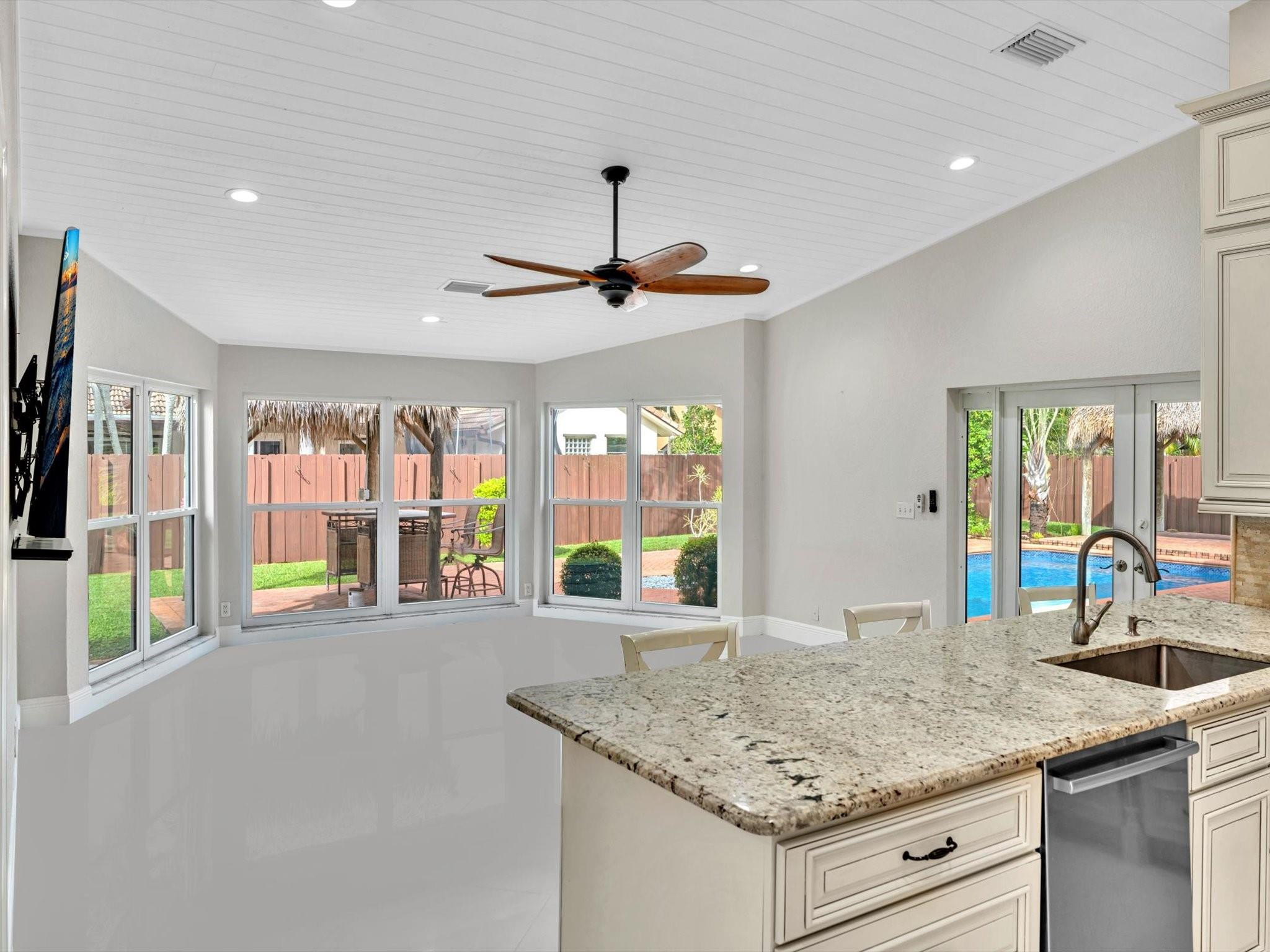 386 NW 111th Avenue