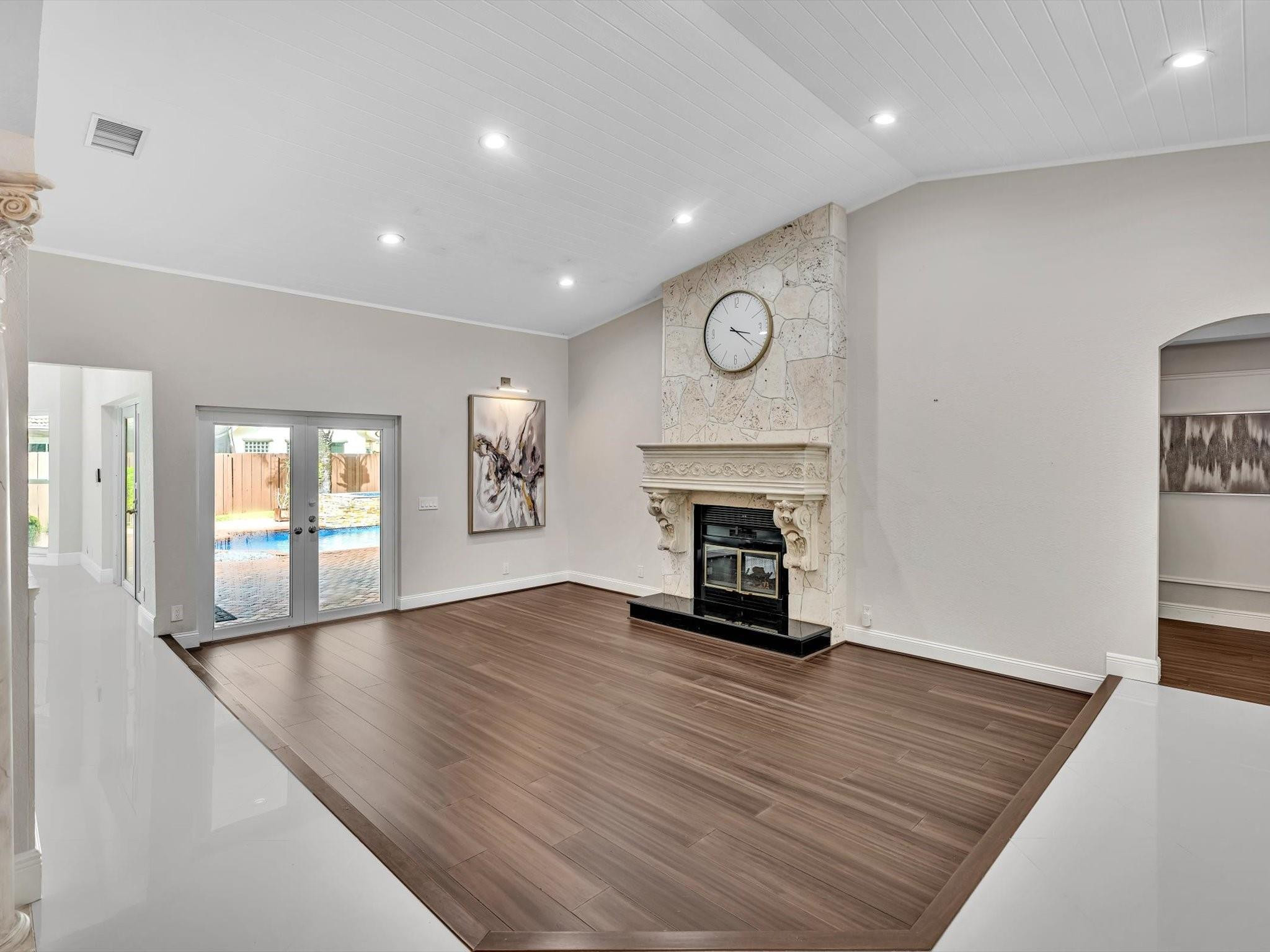 386 NW 111th Avenue