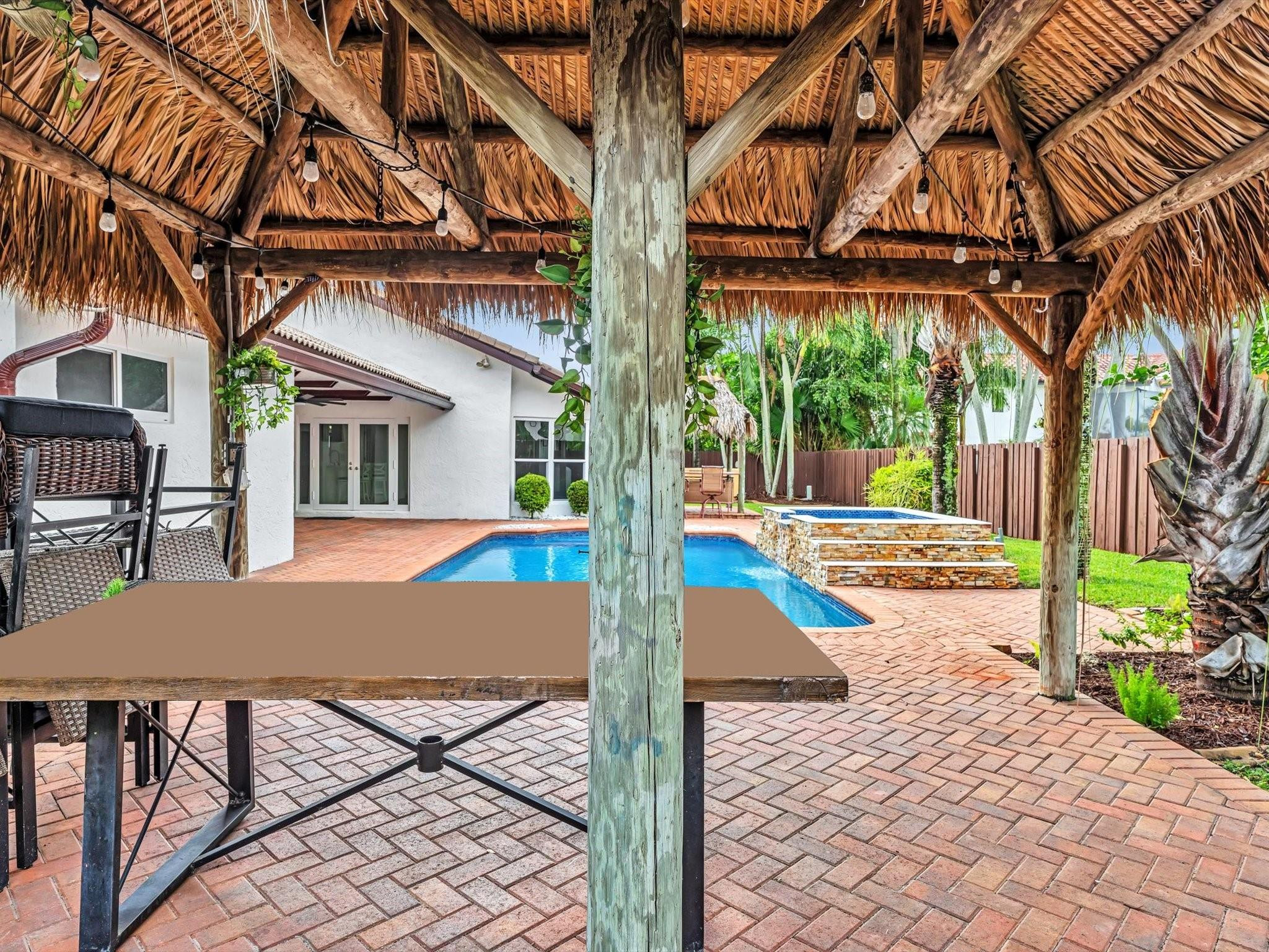 386 NW 111th Avenue