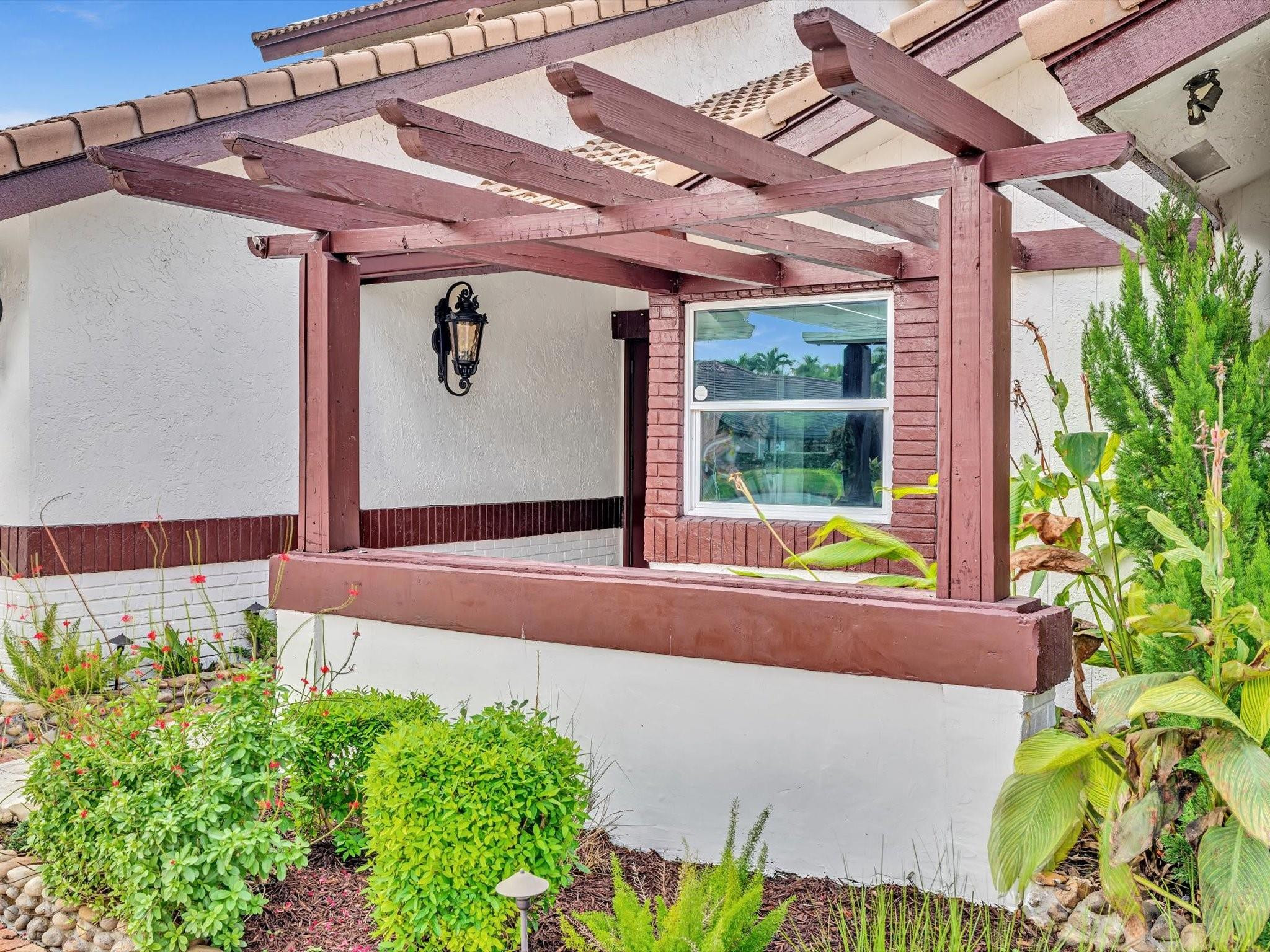 386 NW 111th Avenue