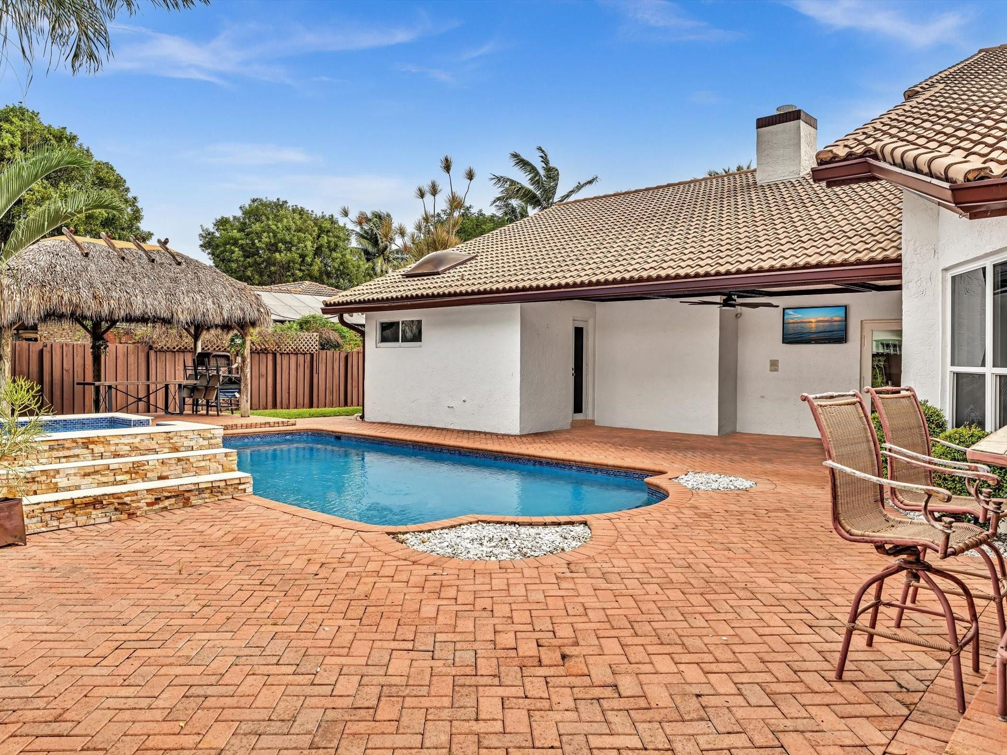 386 NW 111th Avenue