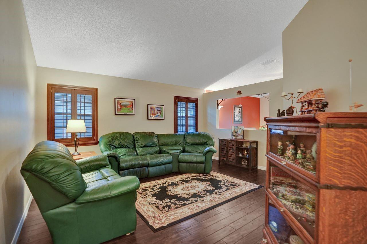 7600 NW 28th Street