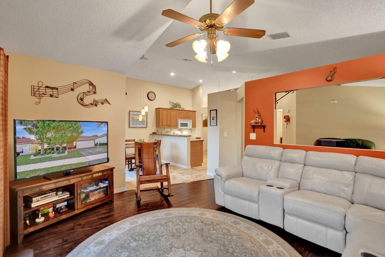 7600 NW 28th Street