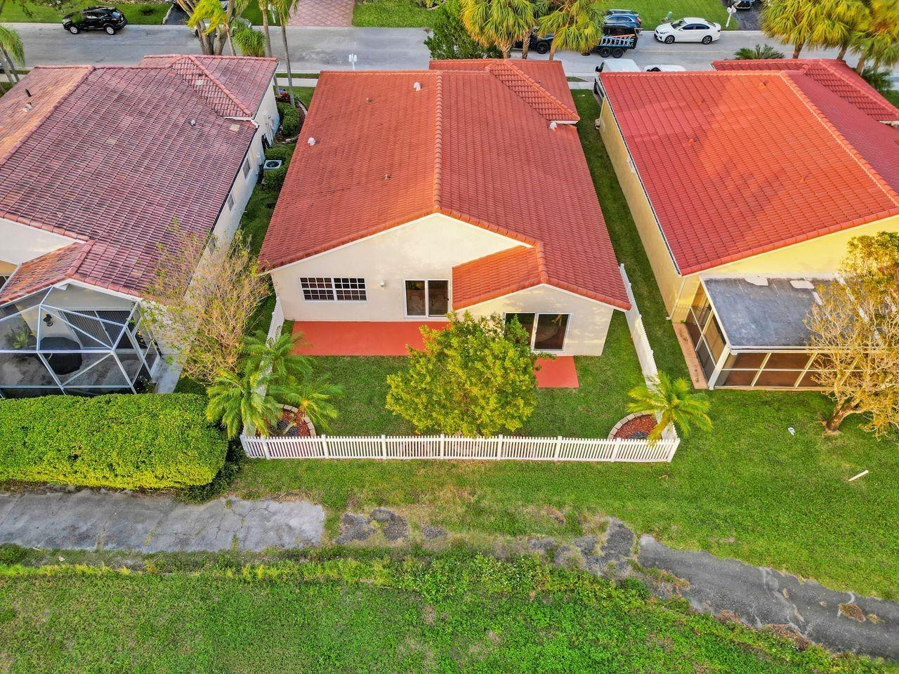 7600 NW 28th Street