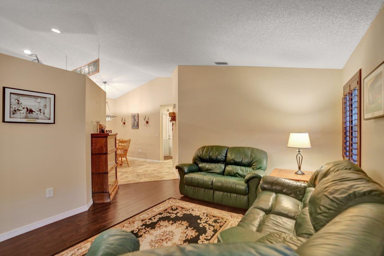 7600 NW 28th Street