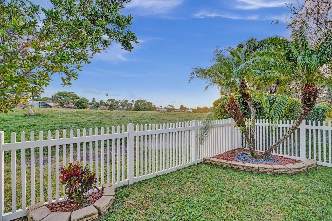 7600 NW 28th Street
