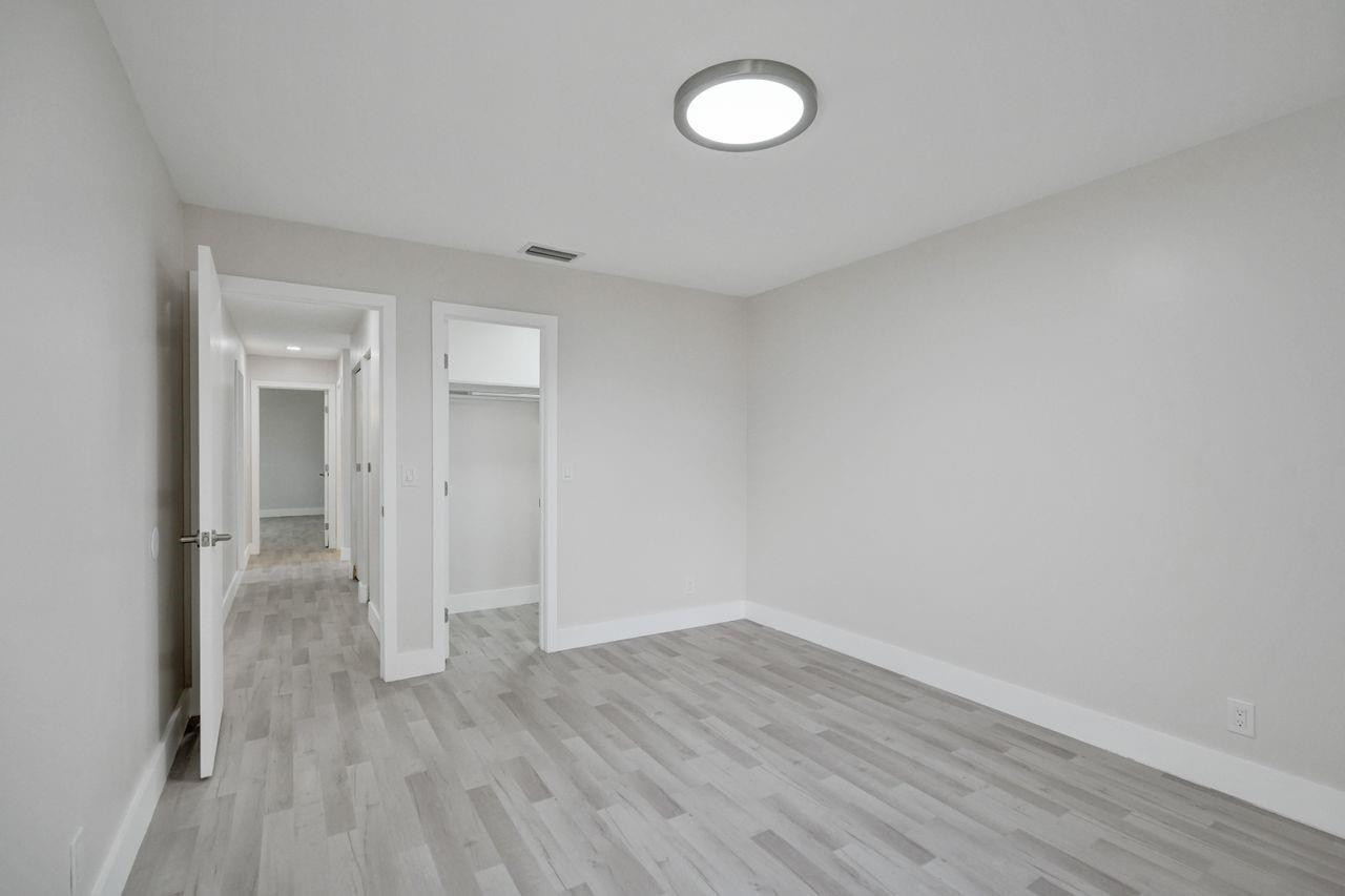 1227 NW 111th Avenue