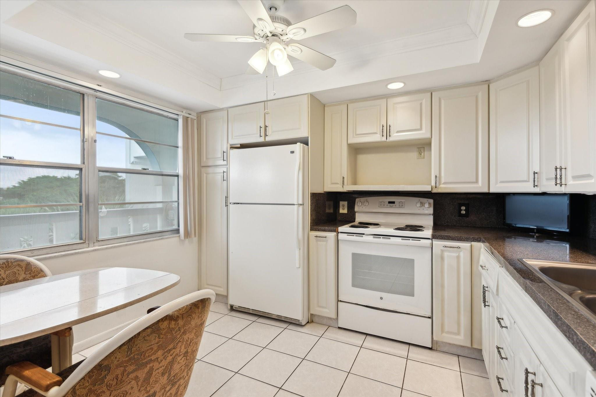 3002 Portofino Isle C4