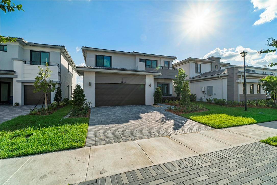 10870 Oceano Way