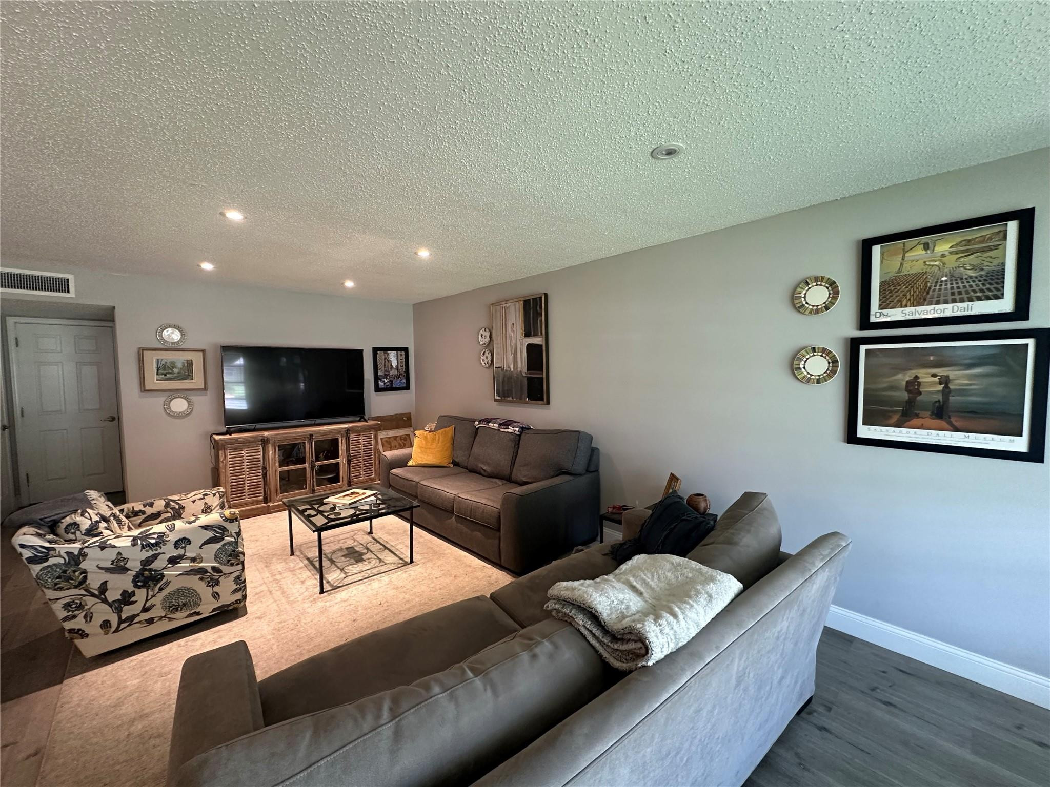 837 North Drive C